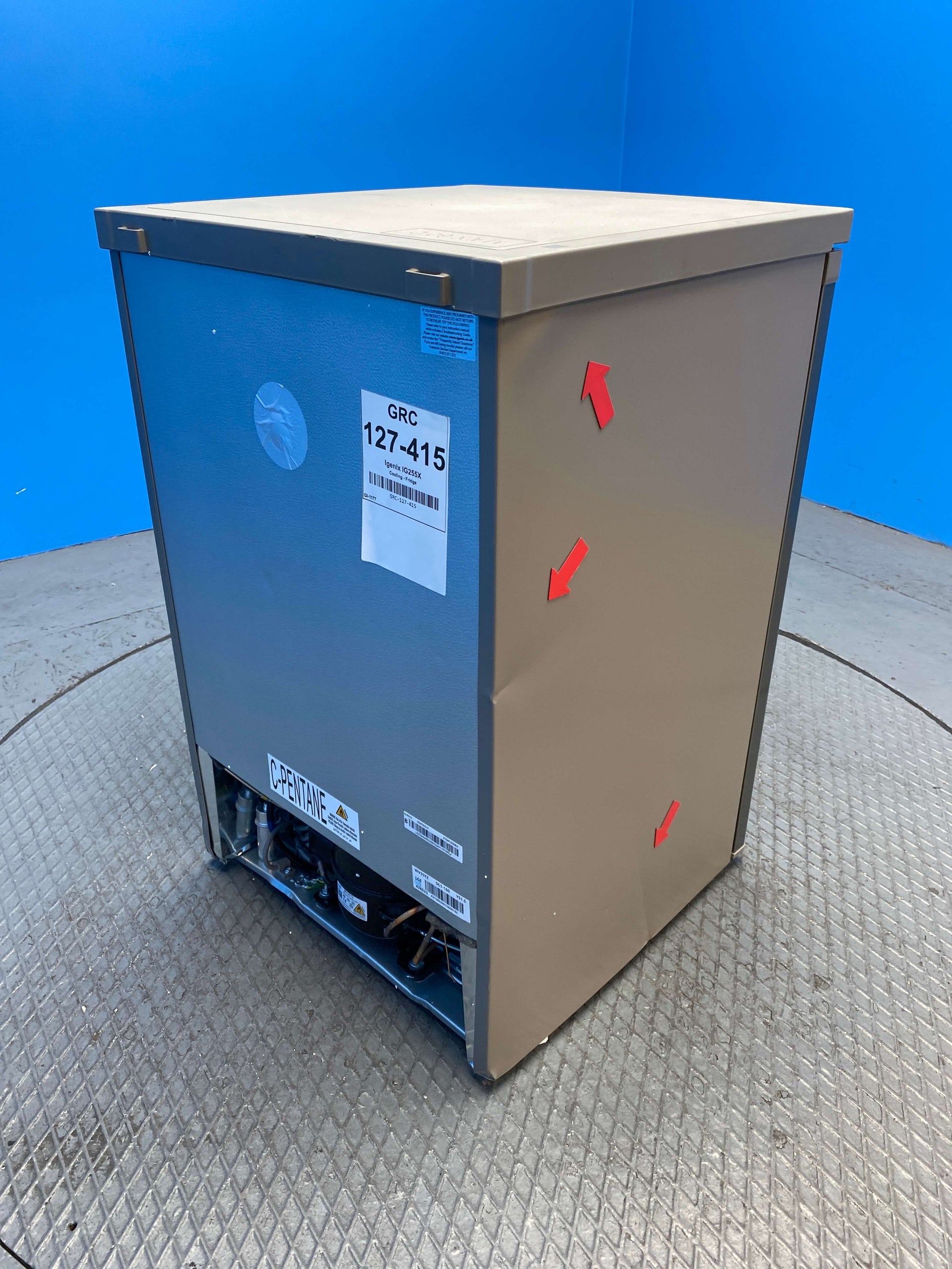 Igenix IG255X 136 Litre Undercounter Fridge