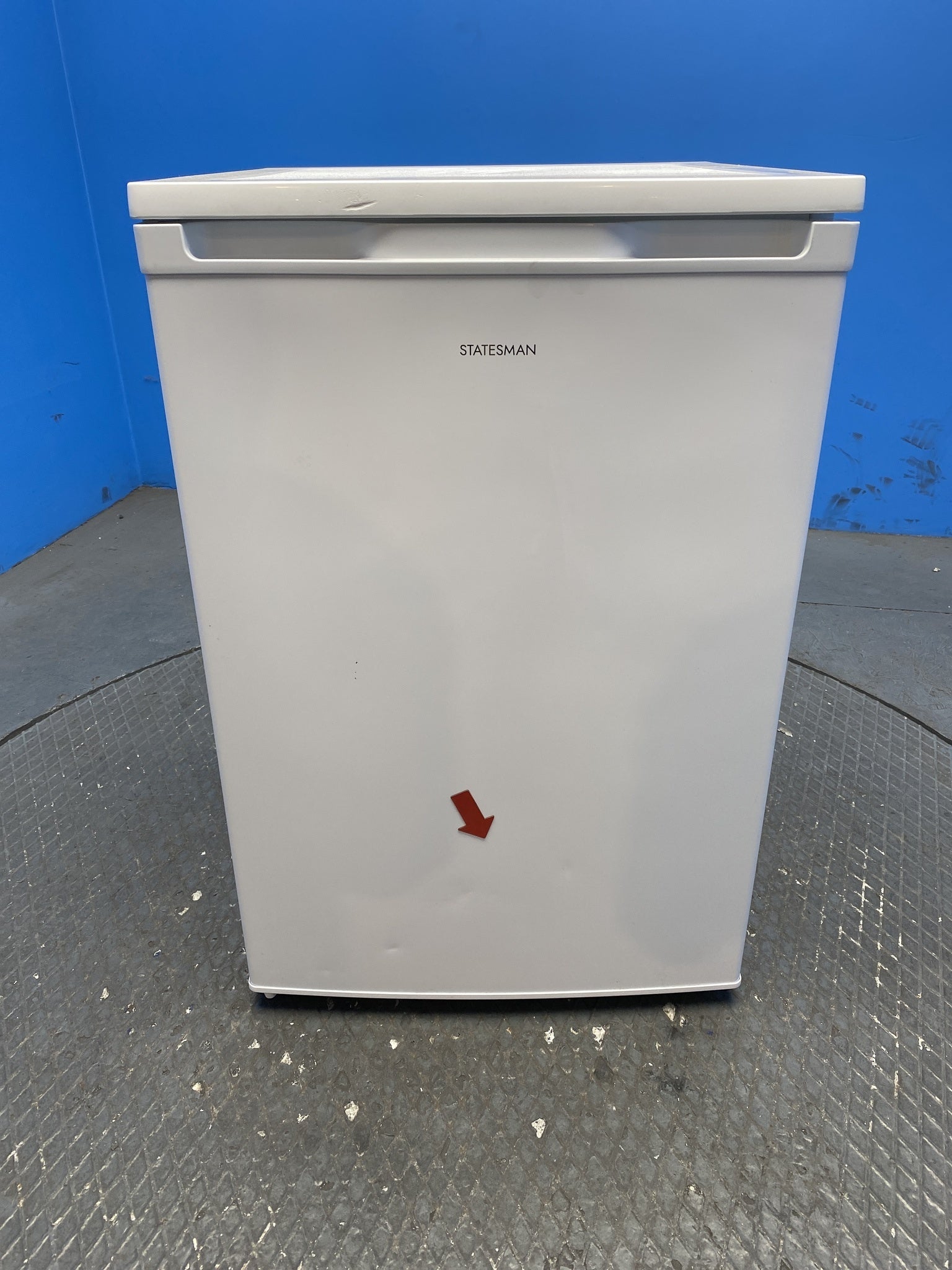 Statesman R155W 55cm Under Counter Fridge