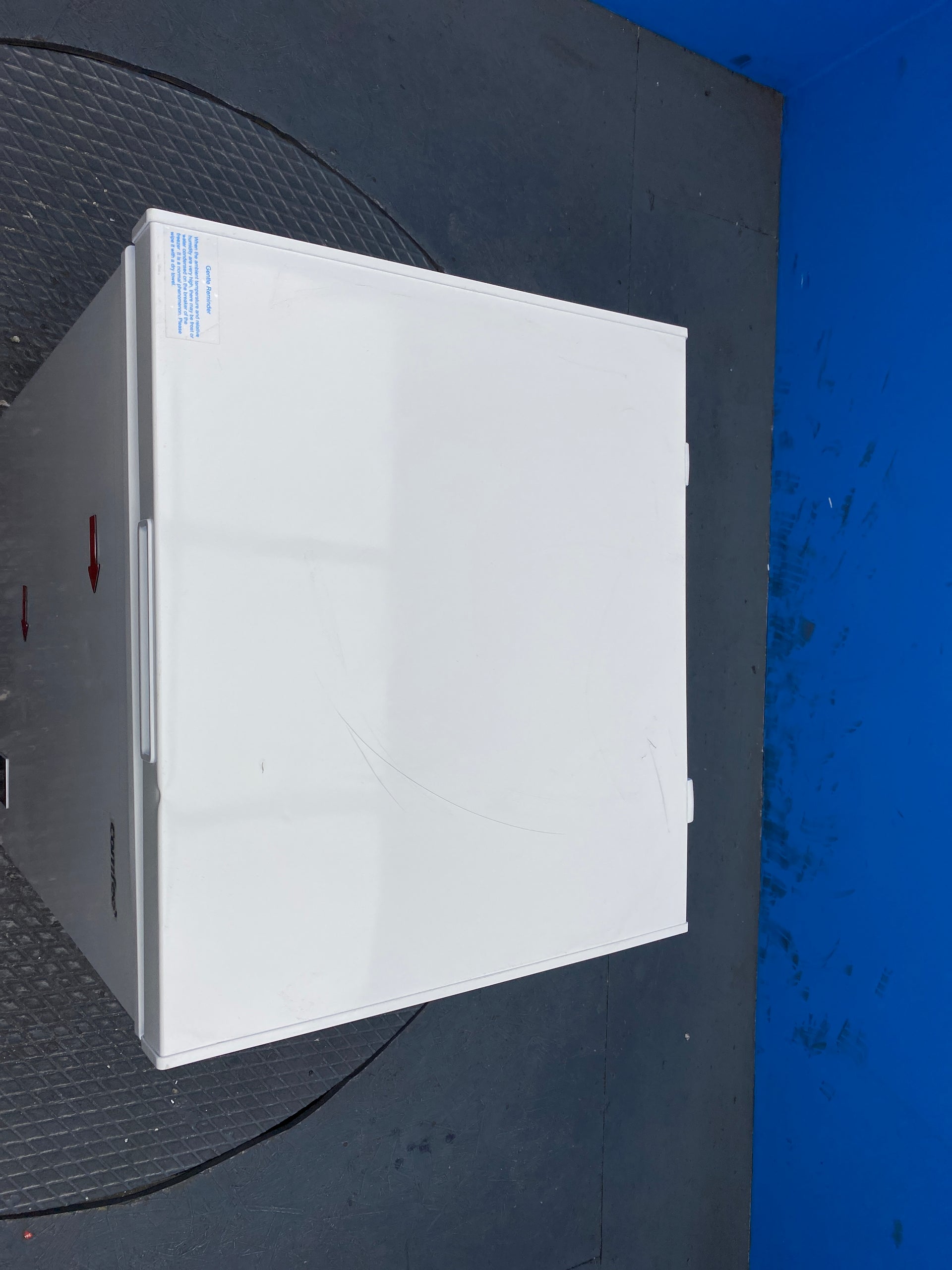 COMFEE' RCC100WH2E 99L Chest Freezer with Digital Control