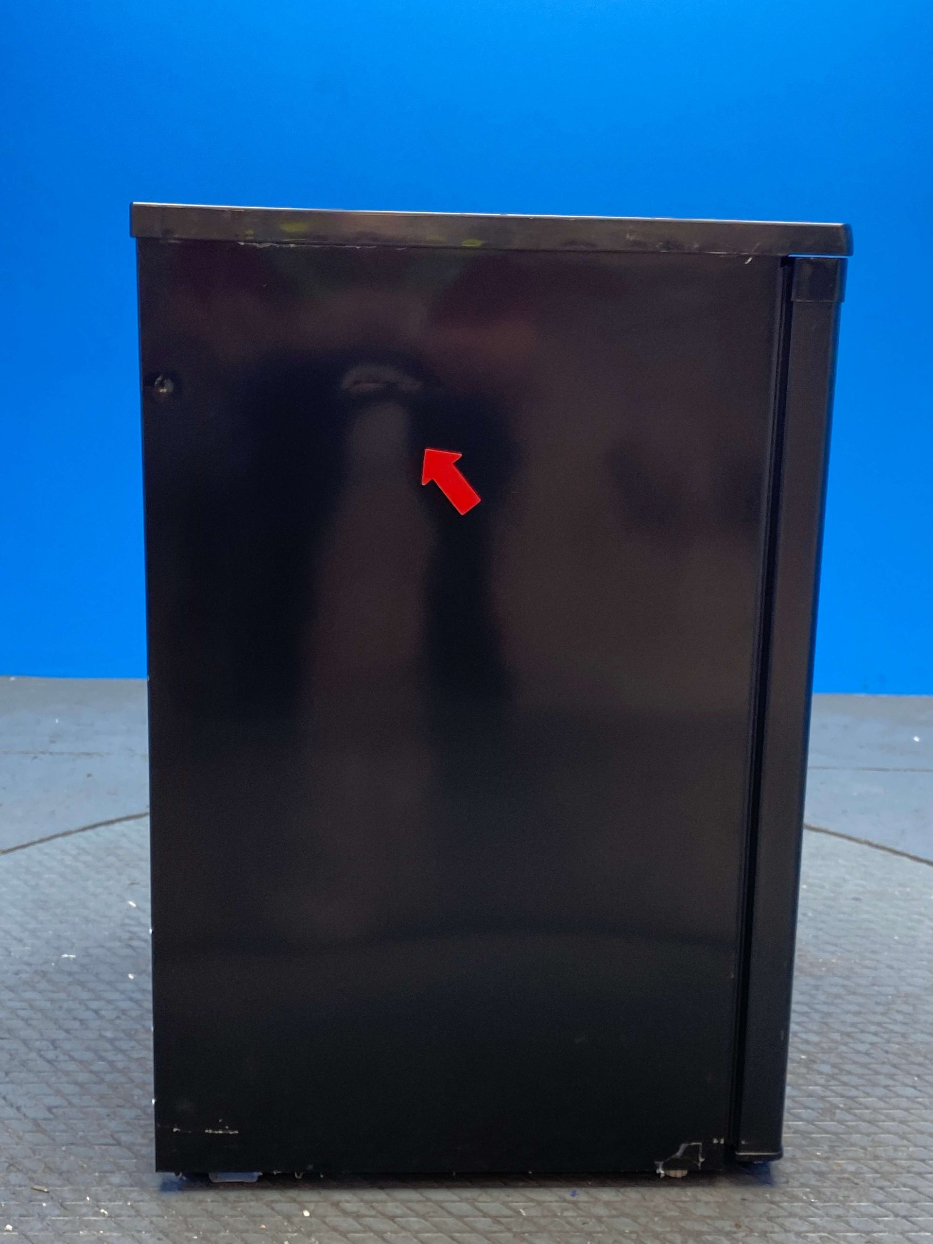 Igenix IG155B 109 Litre Under Counter Fridge with Ice Box