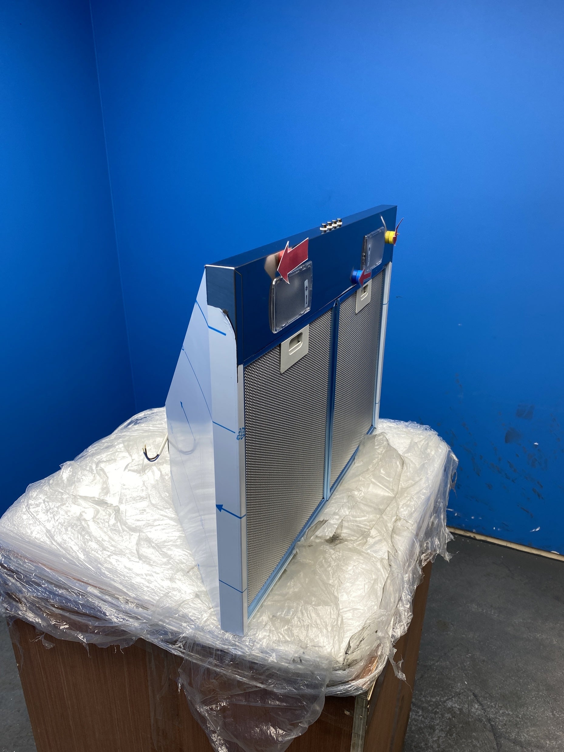 #GRC-150-213 - AEG LFC316X 60cm Stainless Steel Pyramid Chimney Hood