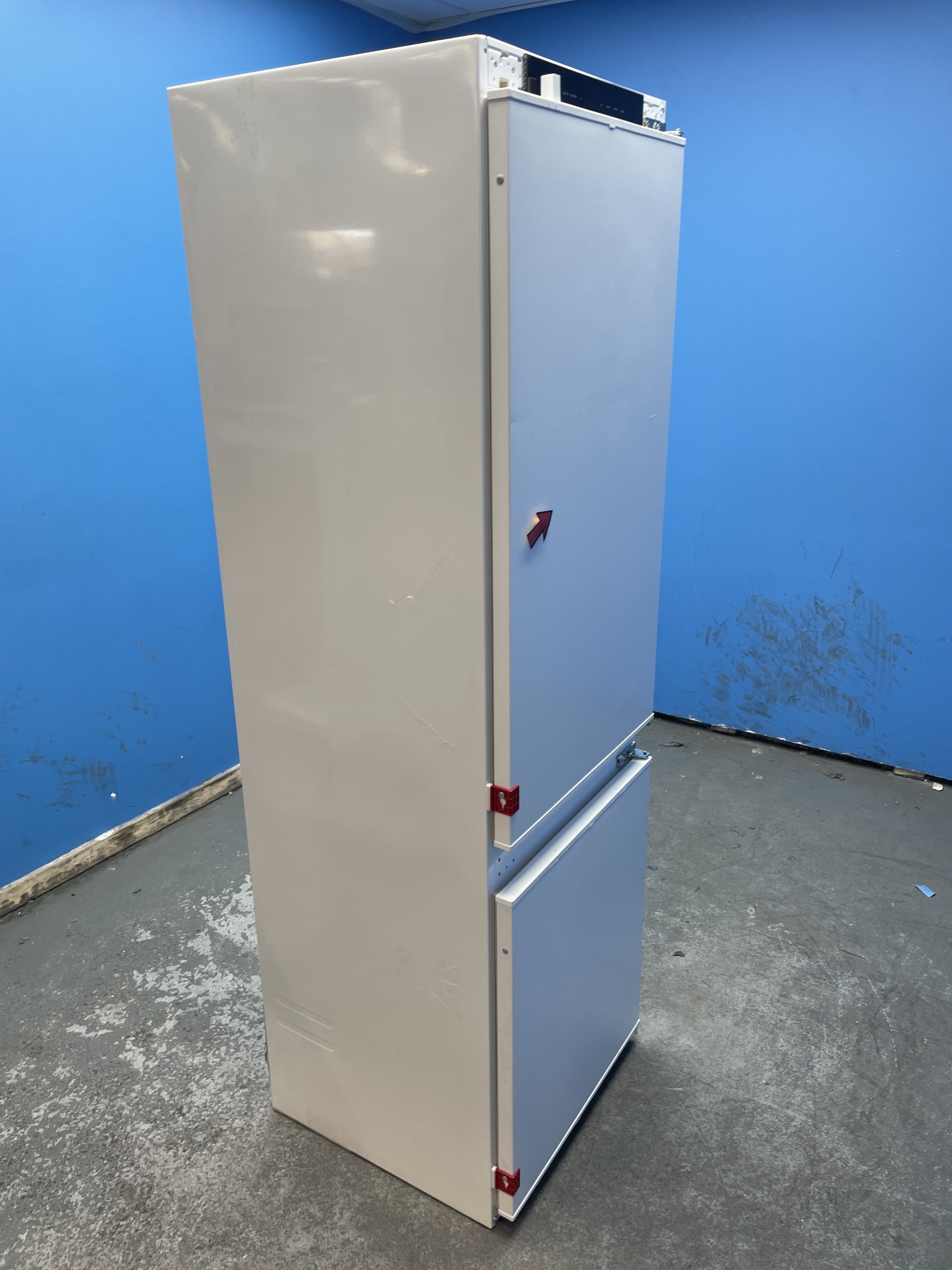 #GRC-156-916 - Haier Series 6 HBQW5518EK Built-In No Frost Fridge Freezer