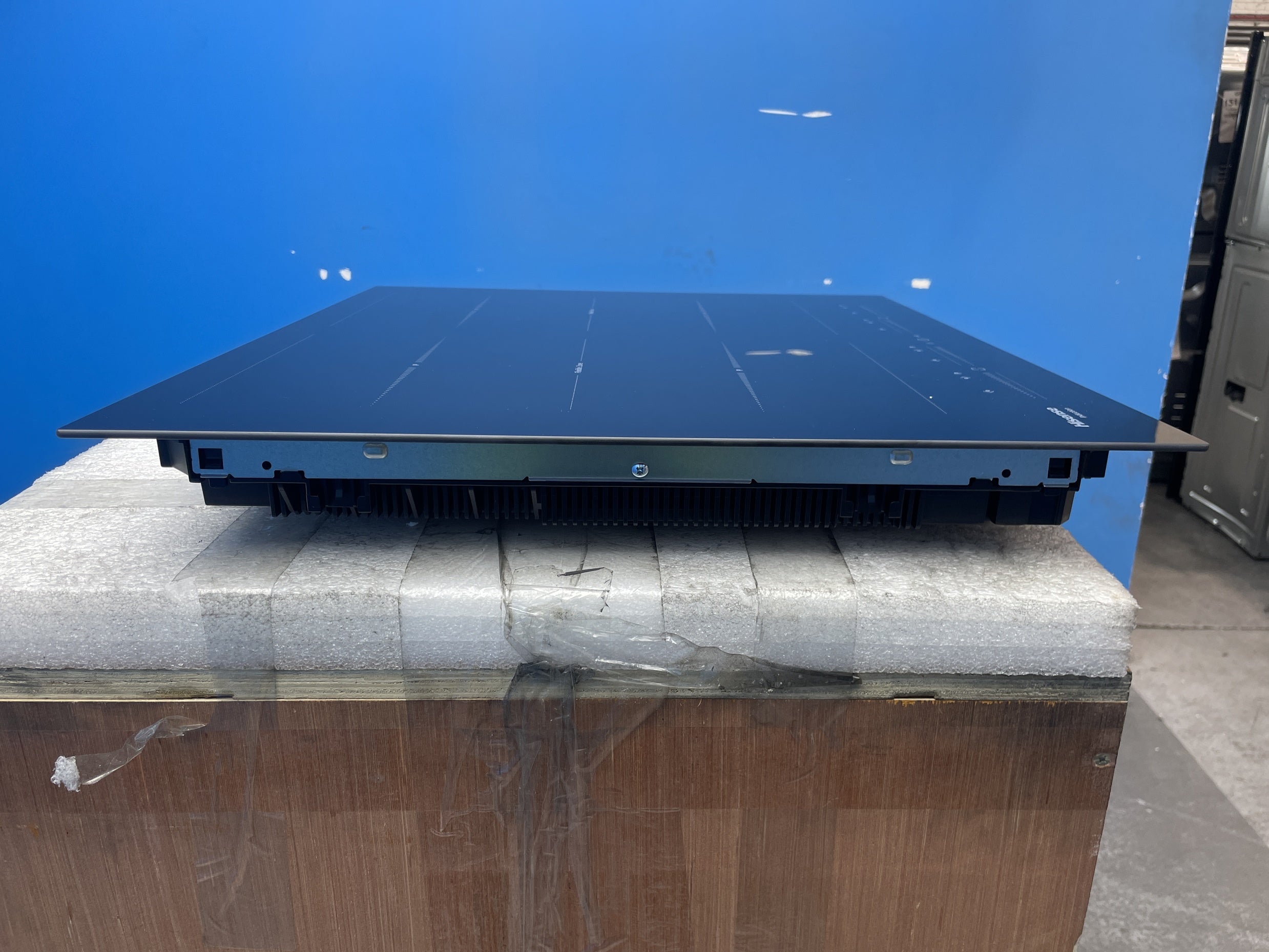#GRC-157-484 - Hisense HI6442BSCE Built-in 60cm 4 Zone Electric Induction Hob