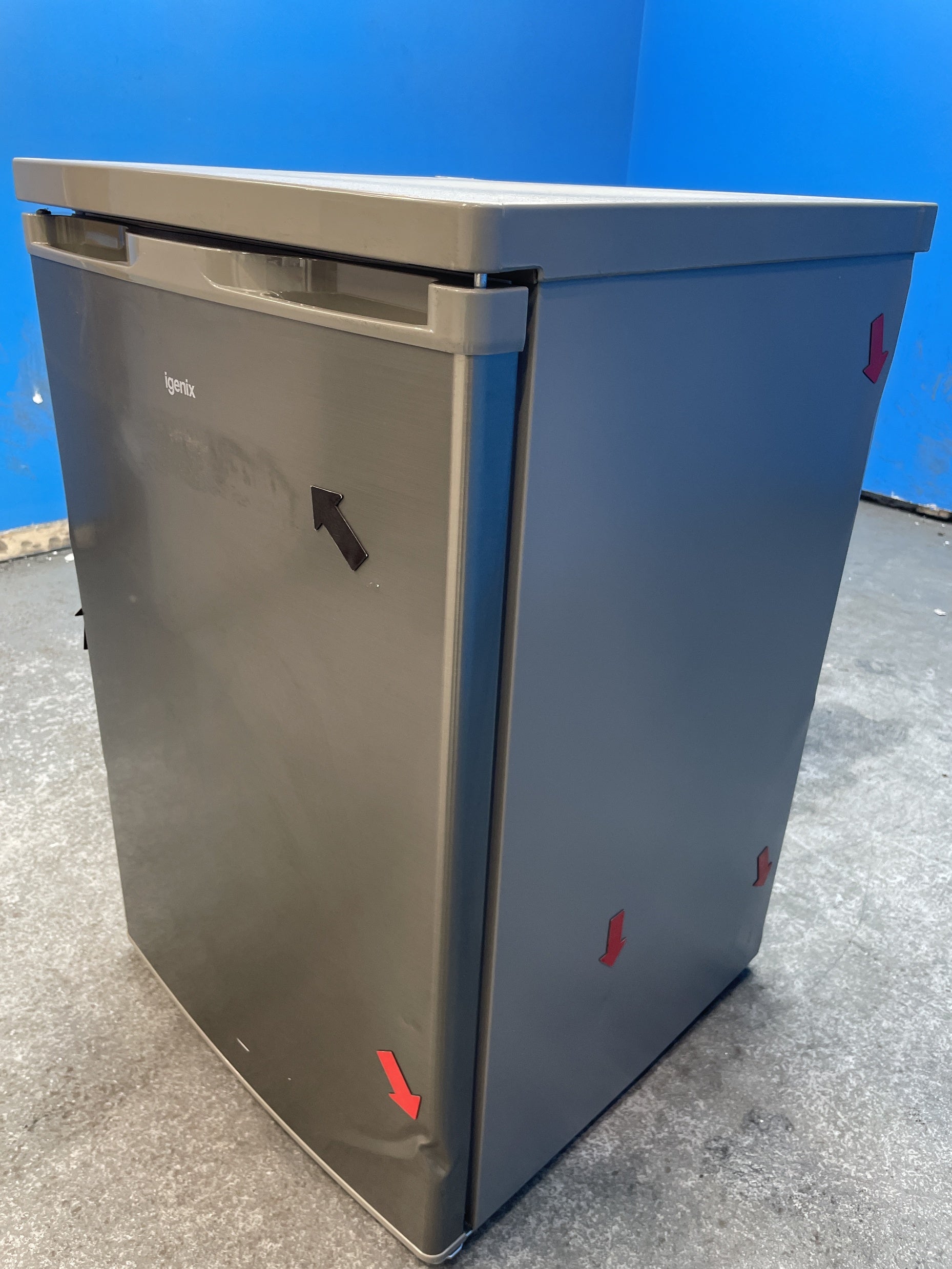 #GRC-153-438 - Igenix IG255X 136 Litre Undercounter Fridge