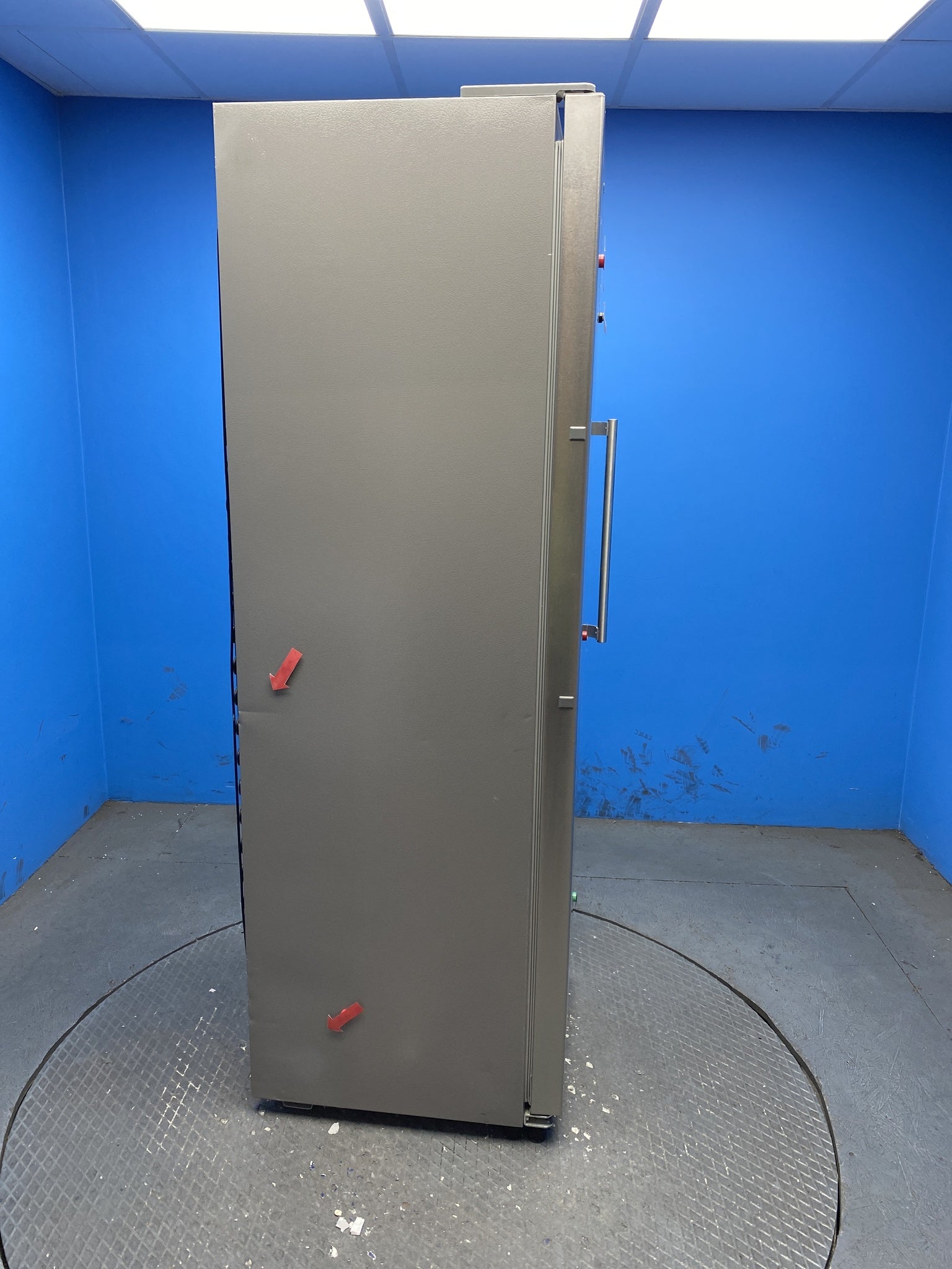 Hoover HFF1862KM/N 260 Litre Upright Frost Free Freezer