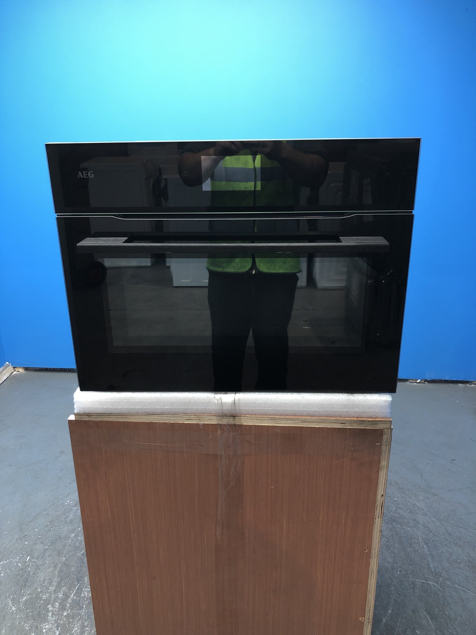 AEG 25 L Built In CombiQuick Microwave Oven Black