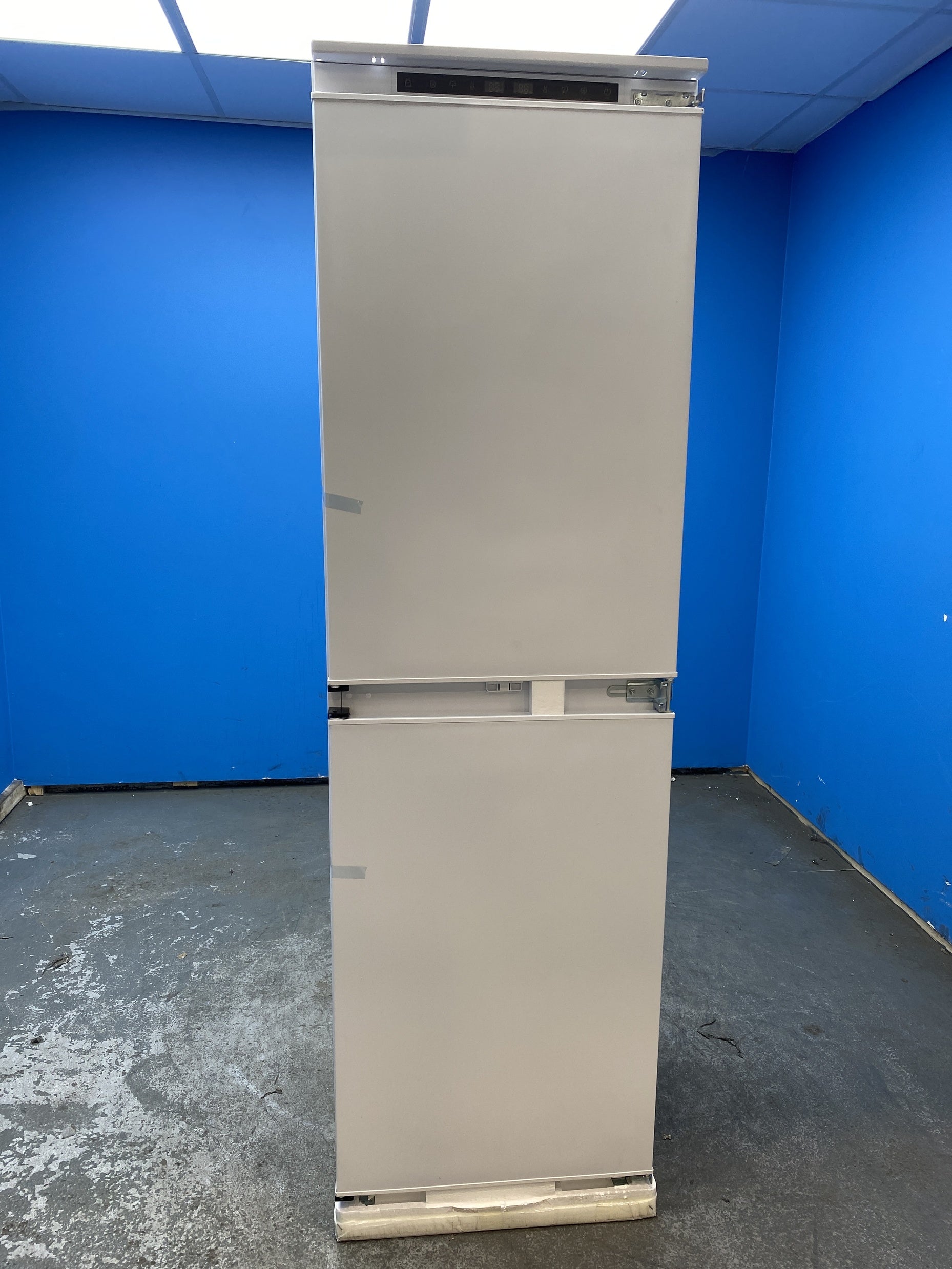 #GRC-157-079 - Haier HB50T618FMK Built-In No Frost Fridge Freezer