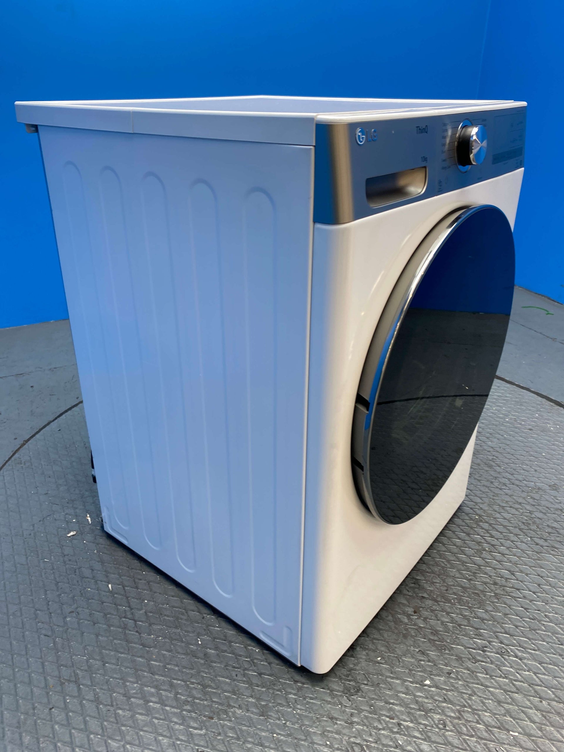 LG Dual Dry™ FDV1110W 10kg Heat Pump Tumble Dryer