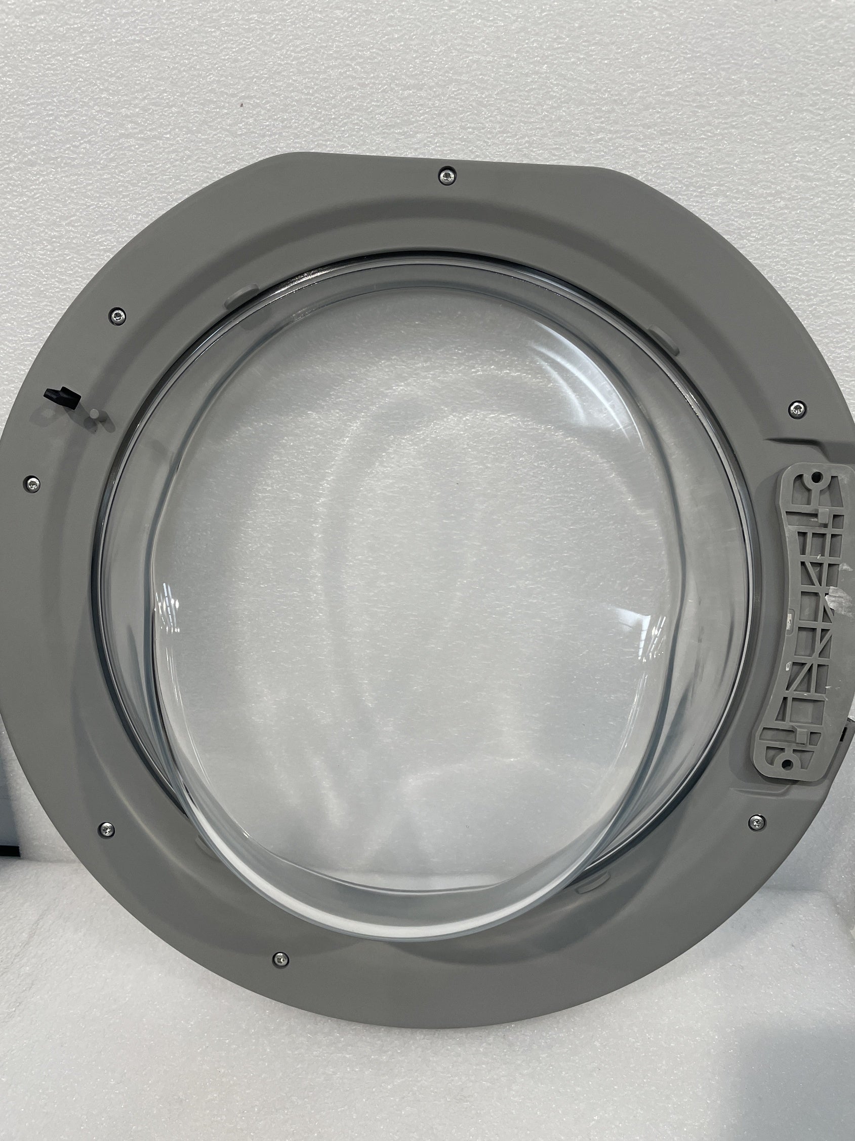 #GRC-154-681 - Hoover H3WPS486TMRR6-80 Washing Machine Door