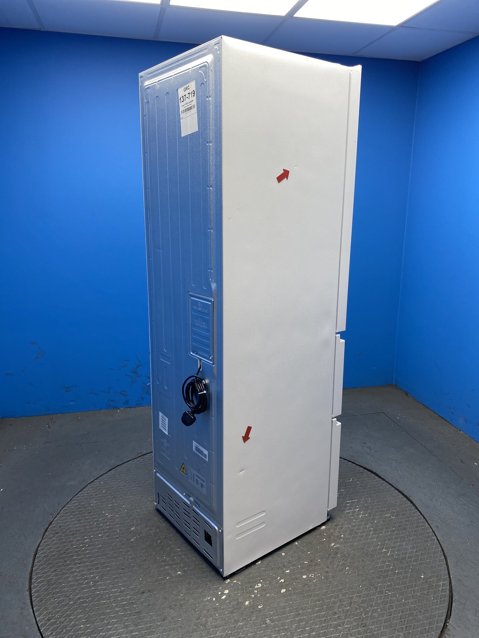 Haier 3D 55 Series 3 HTR3518ENMWK 60/40 Fridge Freezer