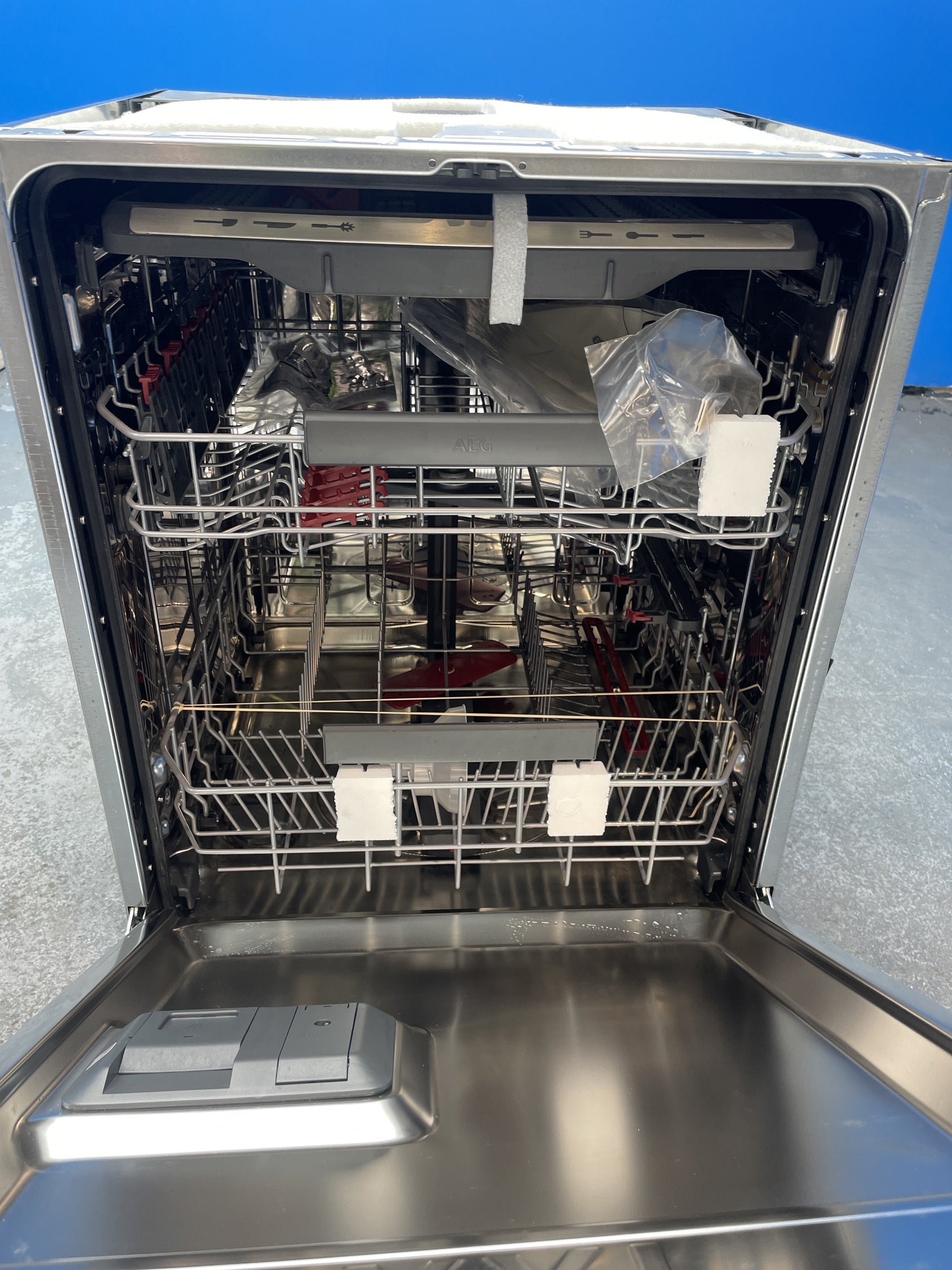 #GRC-158-276 - AEG 7000 GlassCare FSE76747P Integrated 14 Place Dishwasher