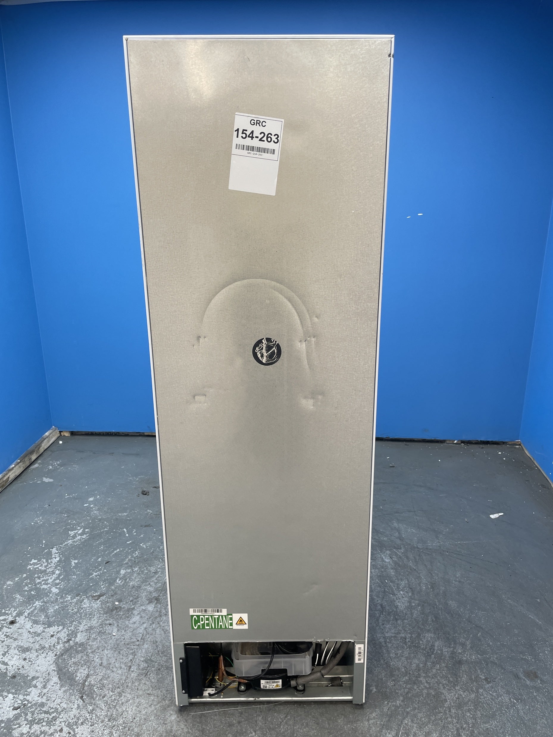 #GRC-154-263 - Hoover HVT3CLECKIHW 235 Litre Combi Fridge Freezer