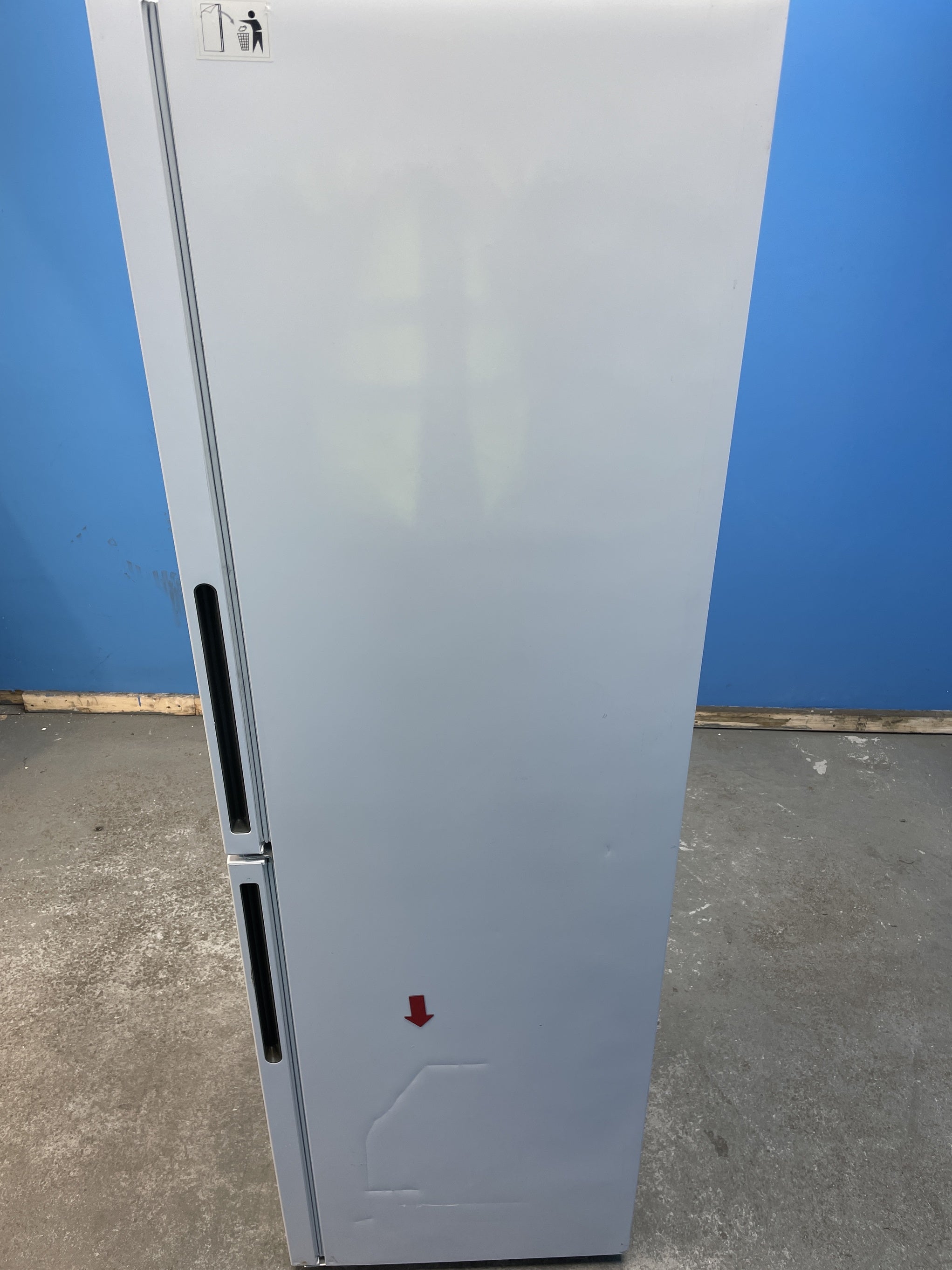 #GRC-152-266 - Candy CCT3L517EWK 252 Litre Combi Fridge Freezer