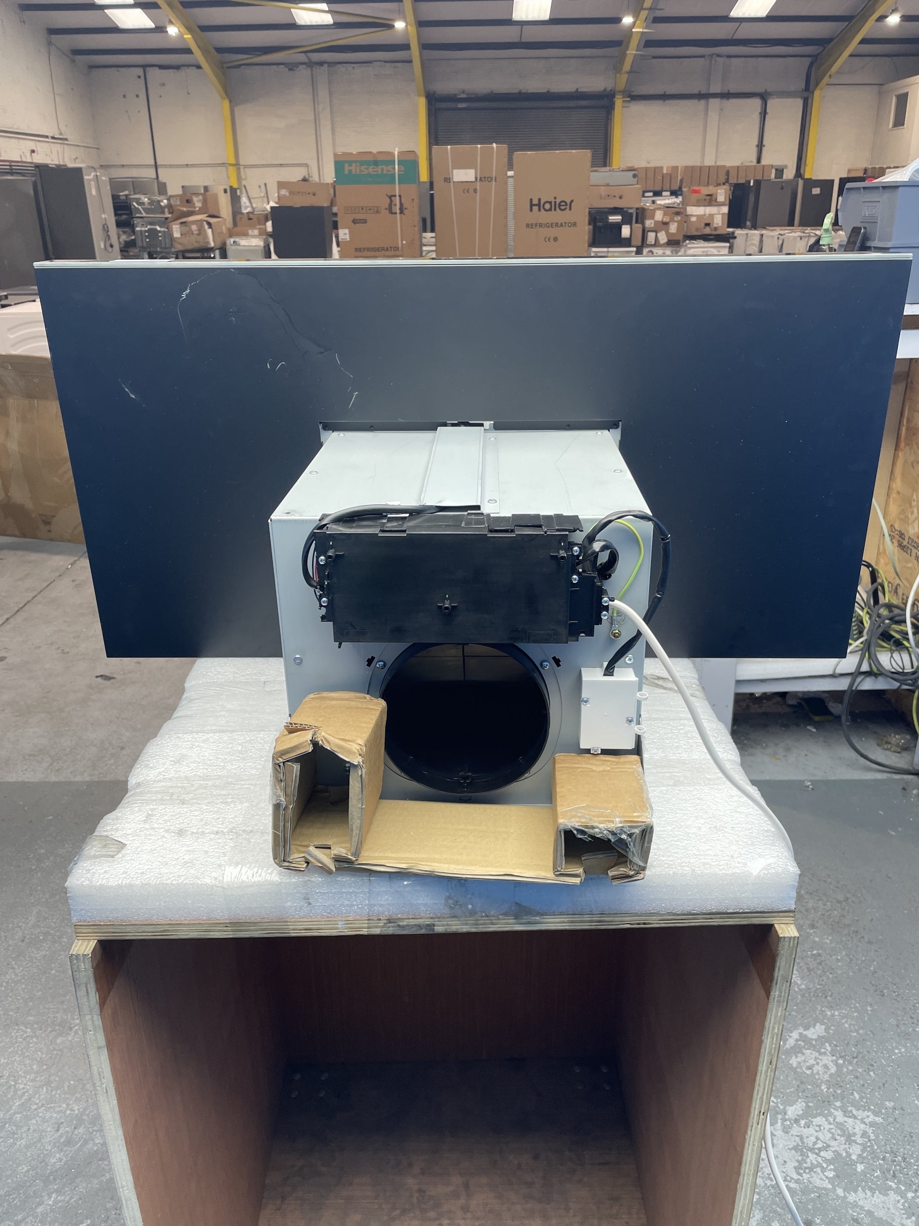 #GRC-155-947 - AEG 8000 AuroraTech GB87D91CB Built-in Box Chimney Cooker Hood