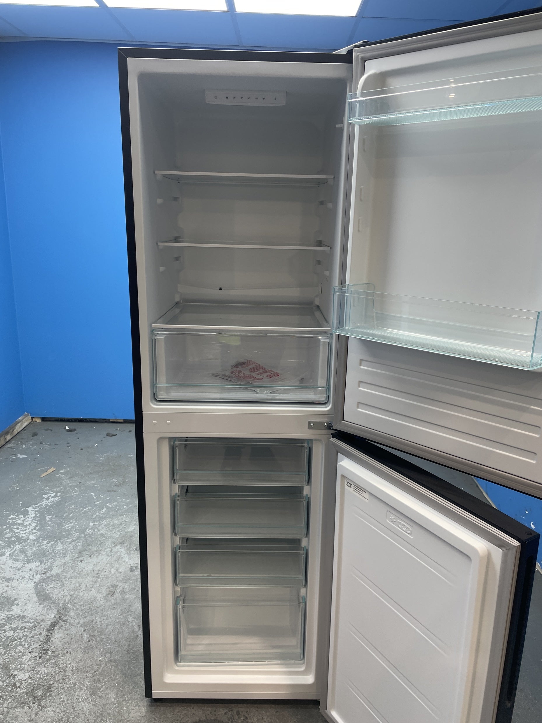 #GRC-158-406 - Candy CCT3L517EBK 55cm Slim Low Frost Fridge Freezer
