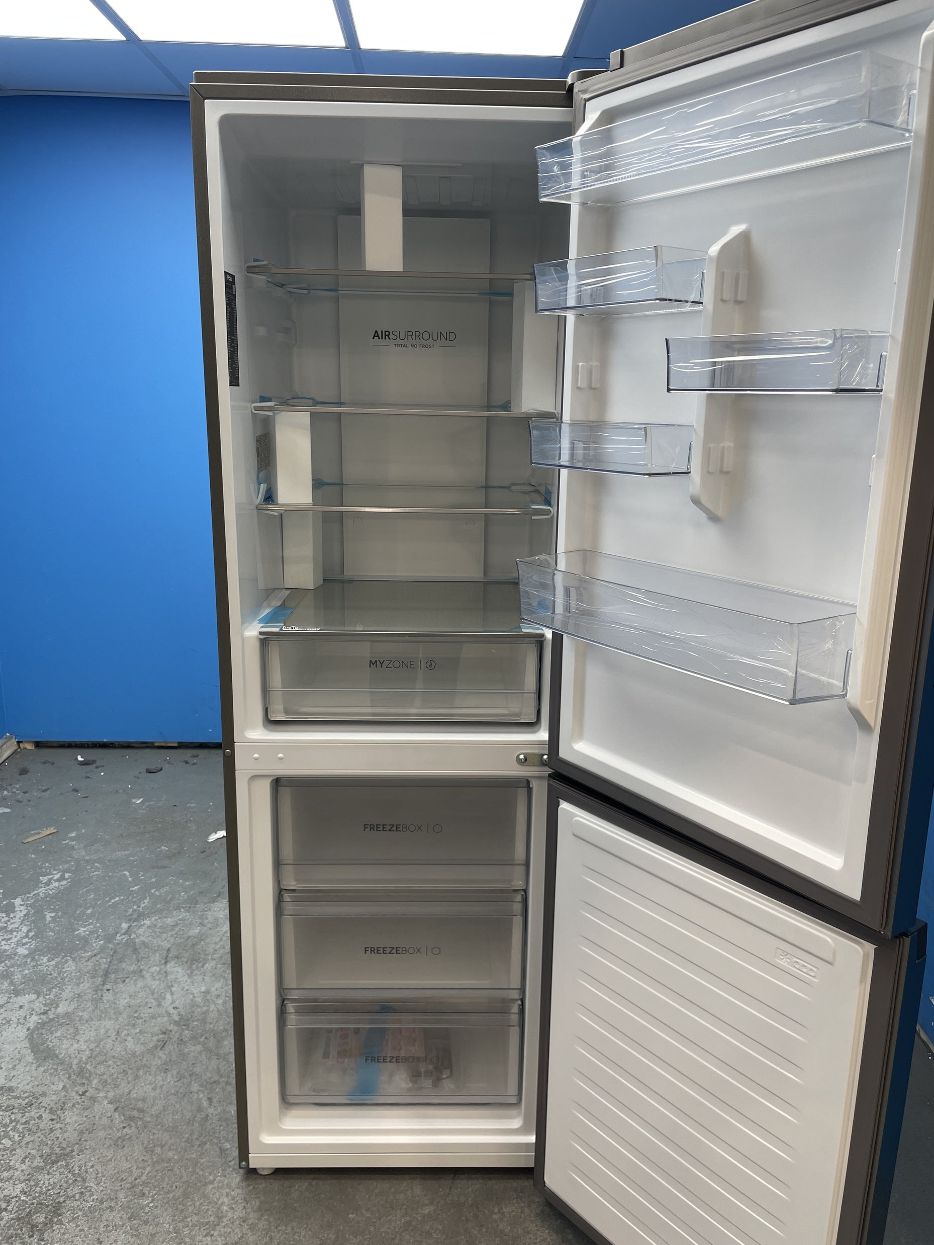 #GRC-157-906 - Haier HDPW3618DNPK 352 Litre No Frost Combi Fridge Freezer