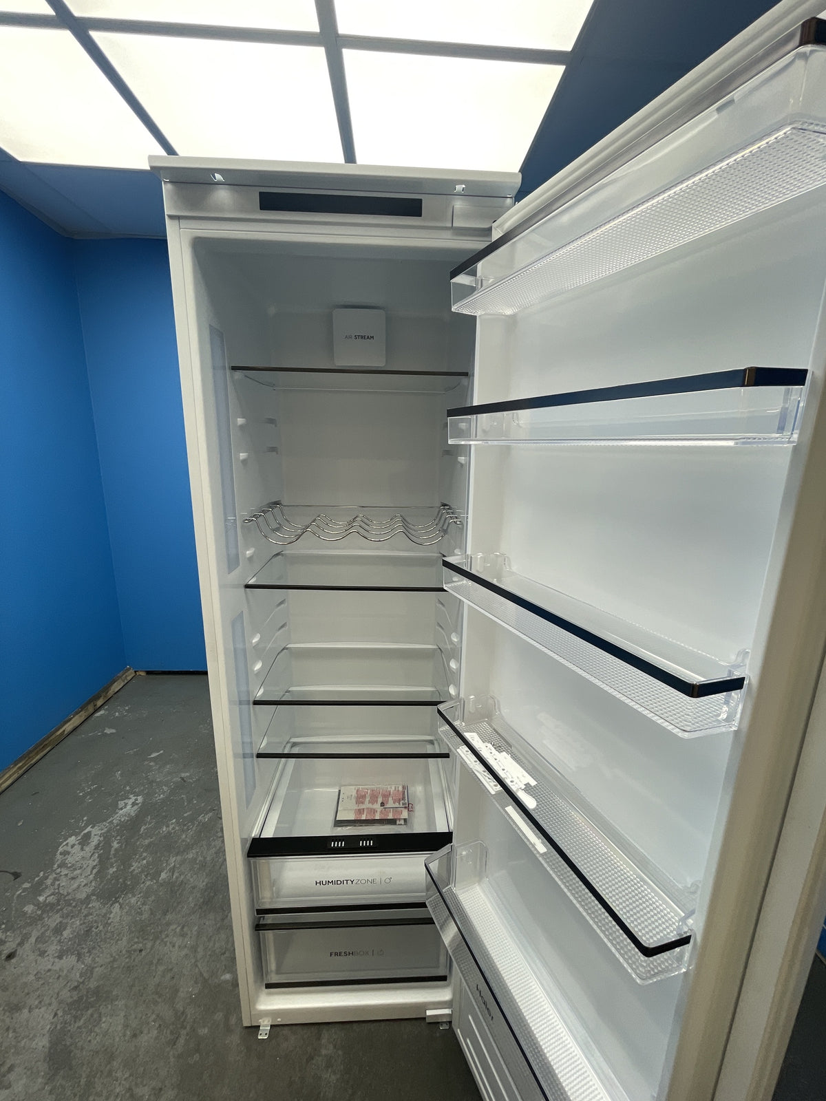 #GRC-162-615 - Haier HAMS518EWK Integrated 316L Tall Larder Fridge