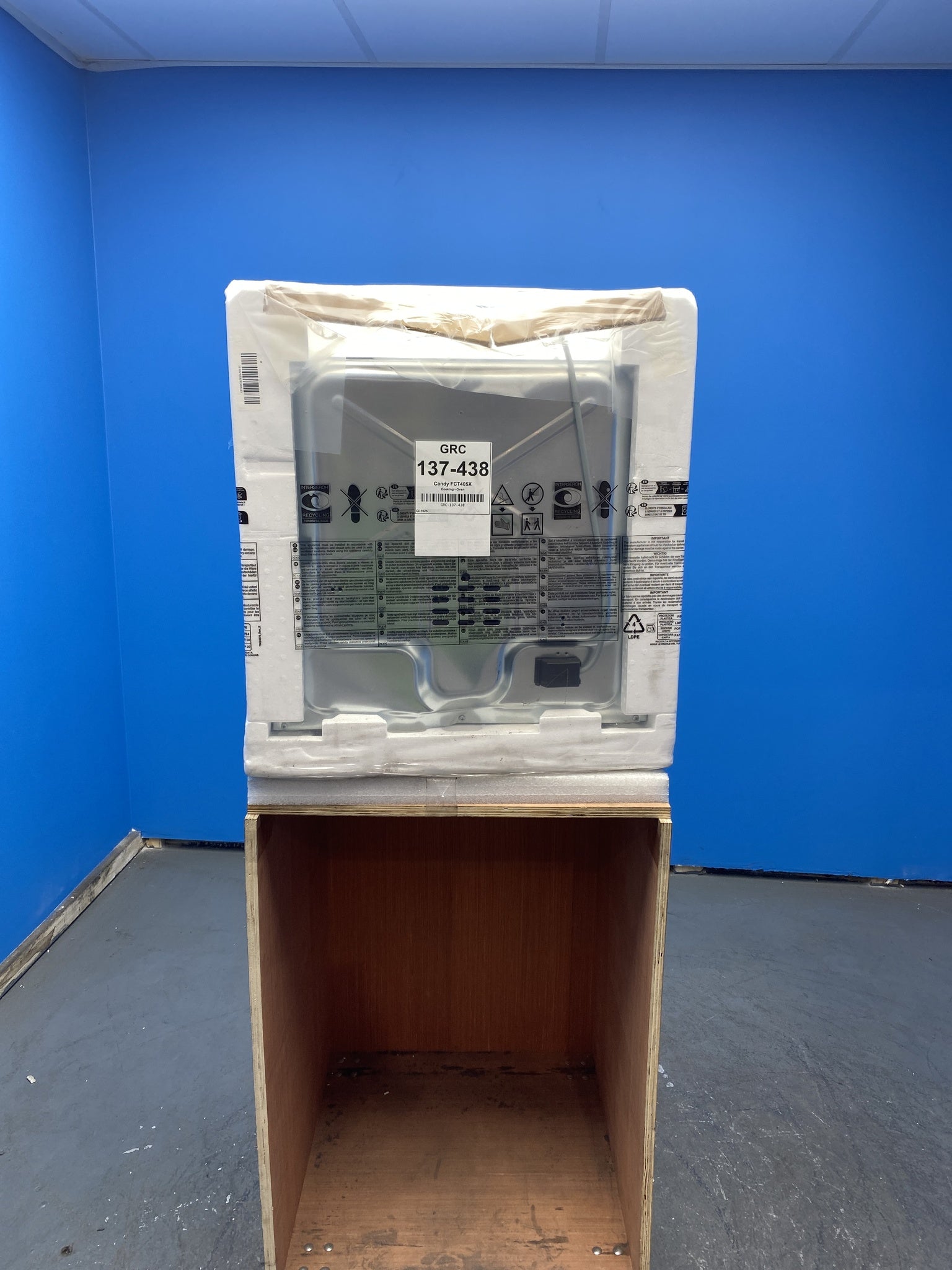 Candy FCT405X 60cm 65L Built-in Single Electric Oven