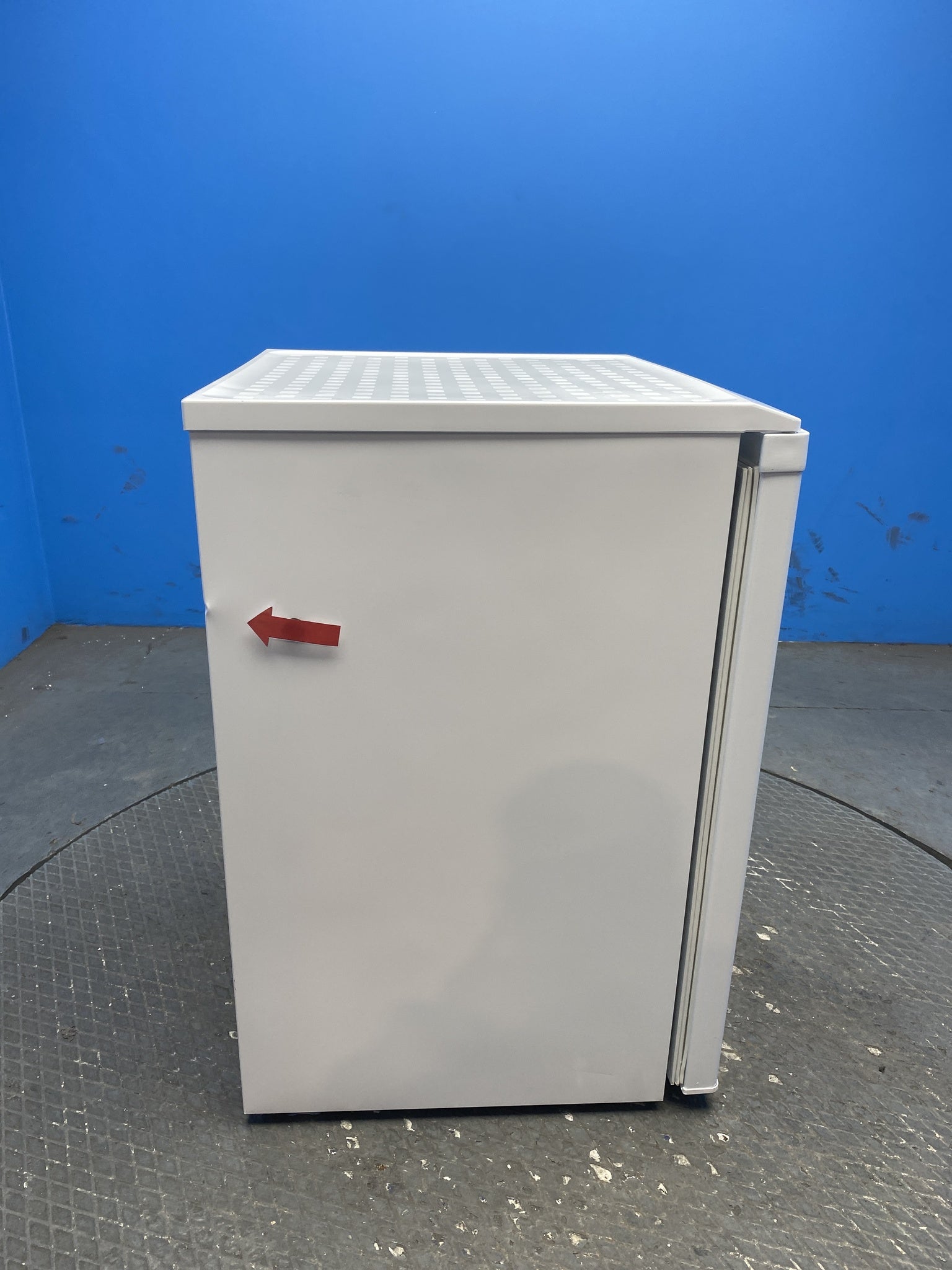 COMFEE' RCU83WH2(E) 88L Under Counter Freezer