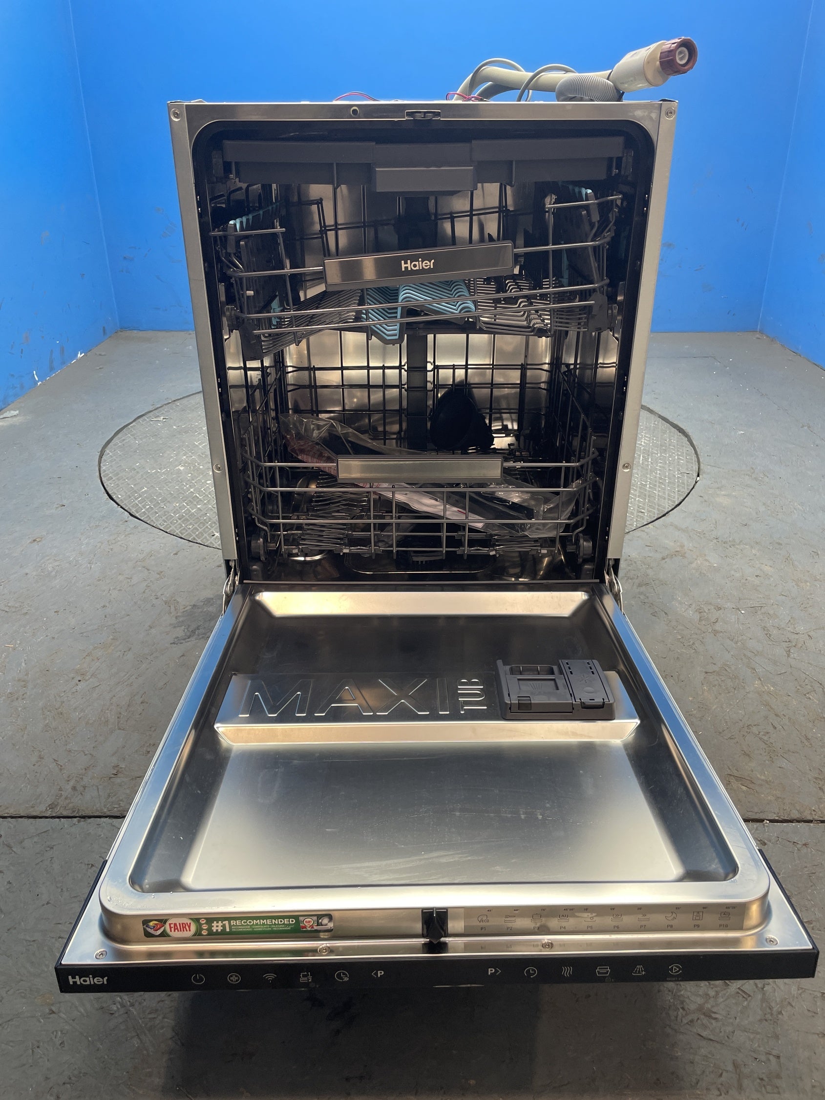 #GRC-156-201 - Haier XI 6C4S3FSB-80 Integrated 16 Place Dishwasher with Wi-Fi