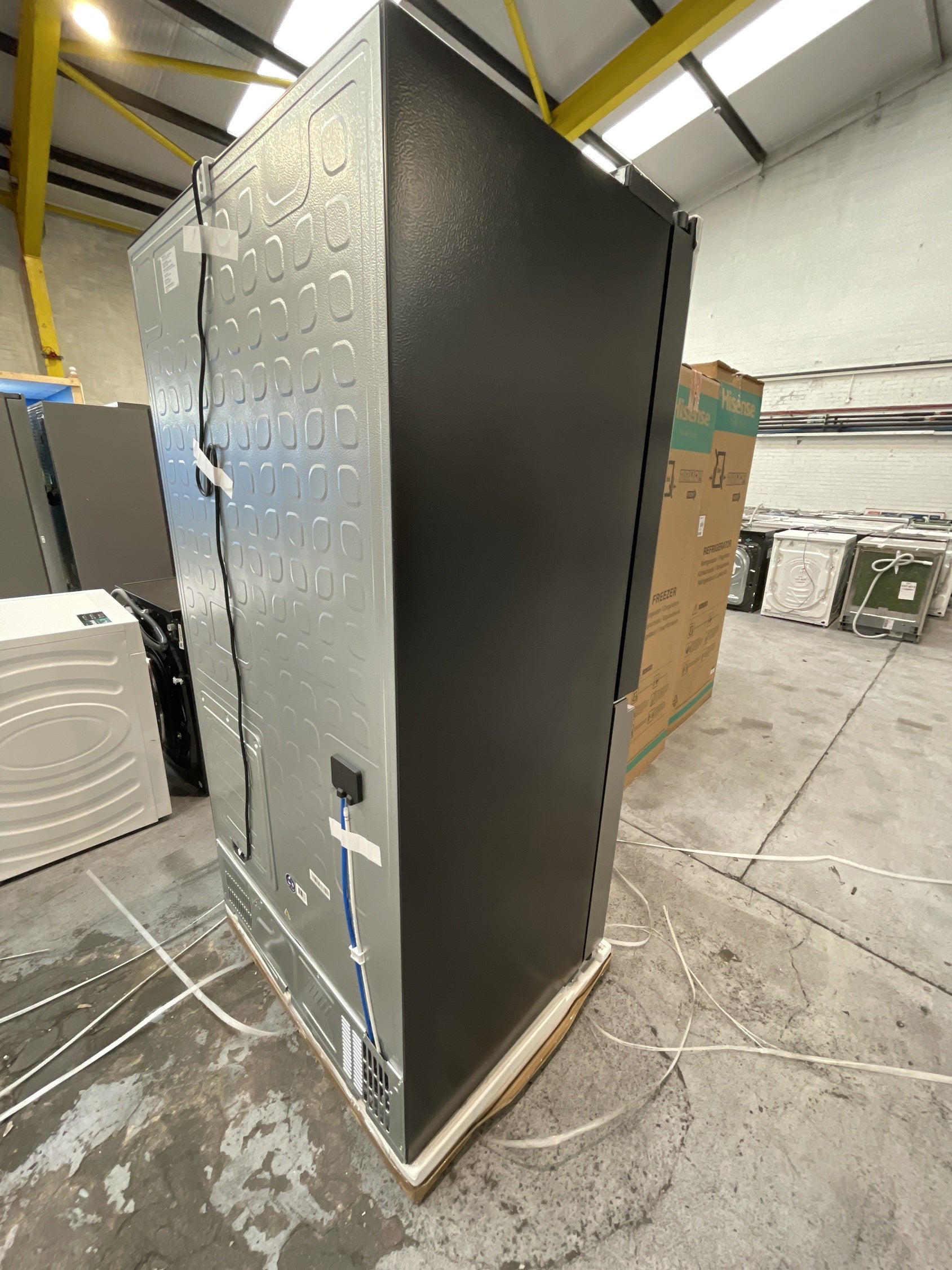 #GRC-157-607 - Hisense RQ560N4WCF PureFlat American Style Fridge Freezer