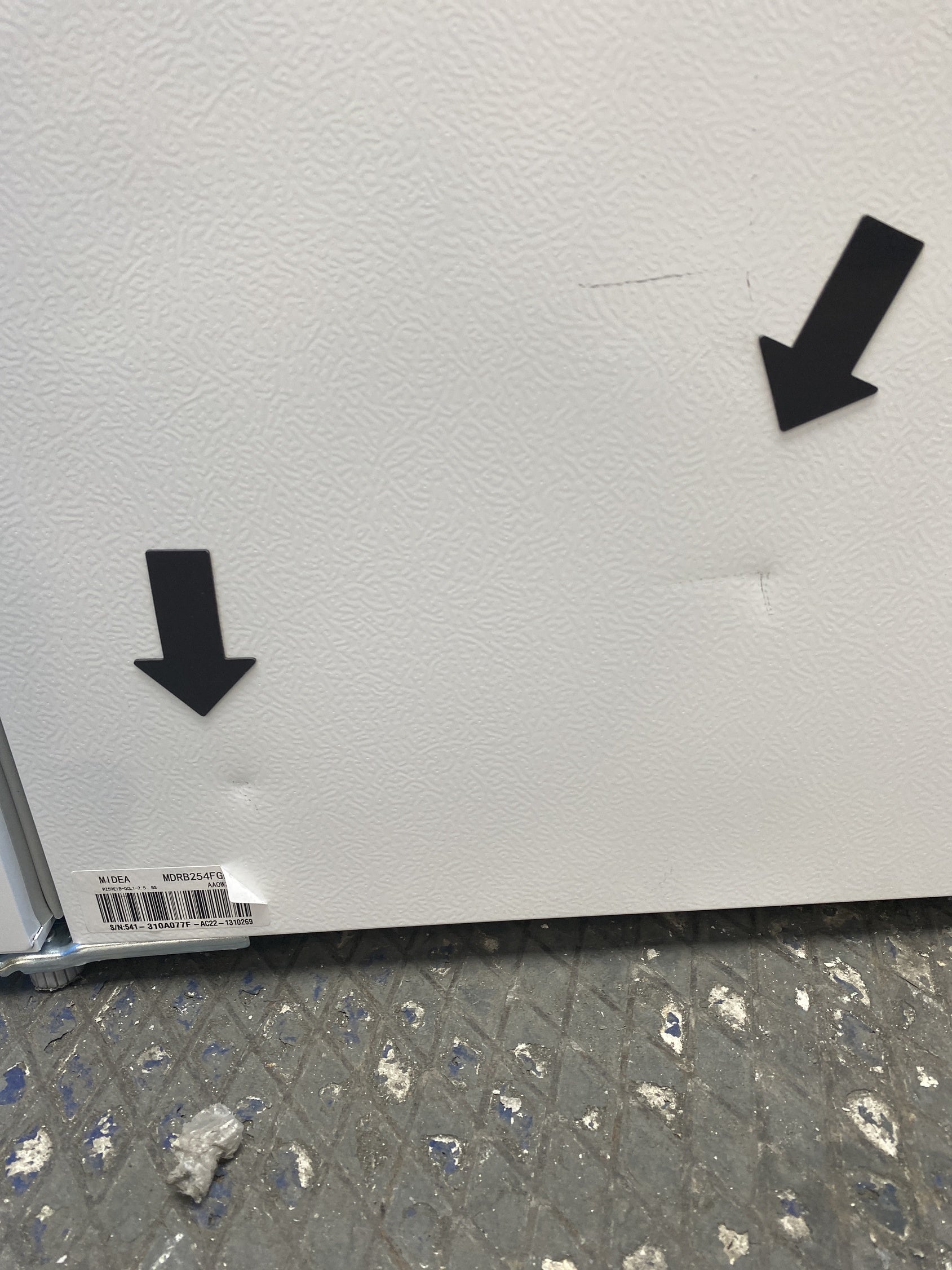 #GRC-158-796 - Midea MDRB254FGE01 173 Litre Combi Fridge Freezer