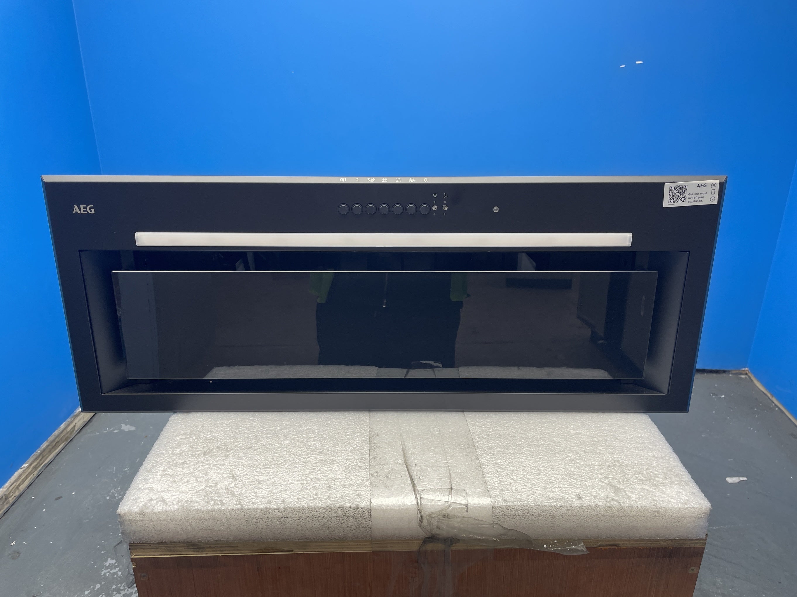 #GRC-156-013 - AEG GDG969AB 9000 AutoSense 80cm Built-in Canopy Cooker Hood