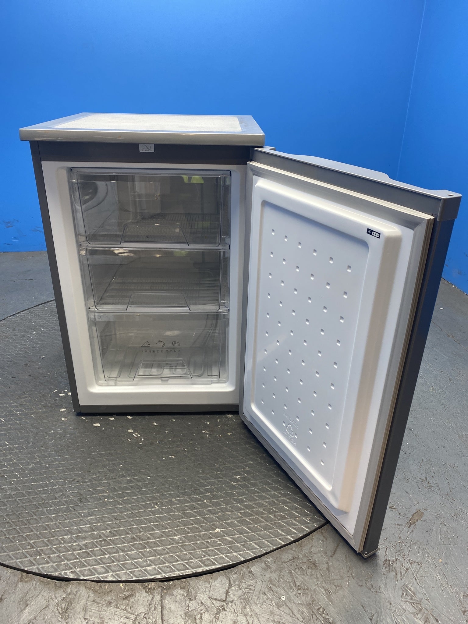 Statesman U355S 86 Litre Under Counter Freezer