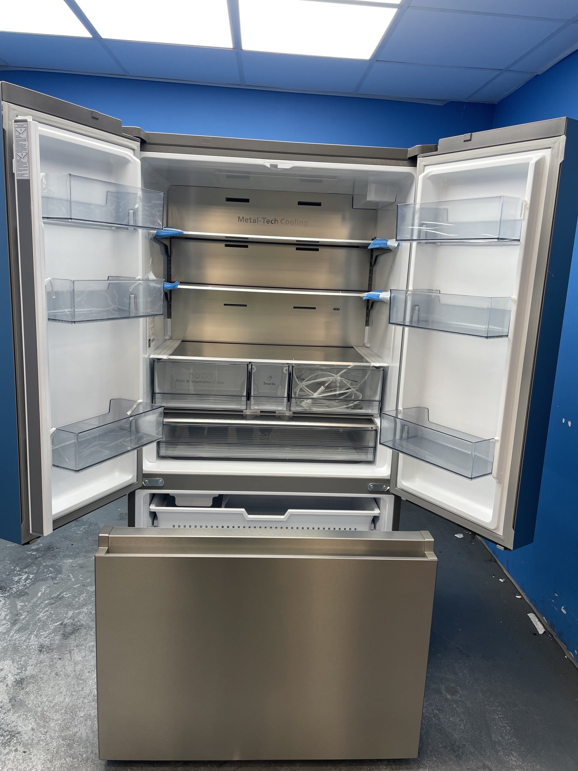 #GRC-158-127 - Hisense RF815N4SESE French Door 364 Litre Fridge Freezer