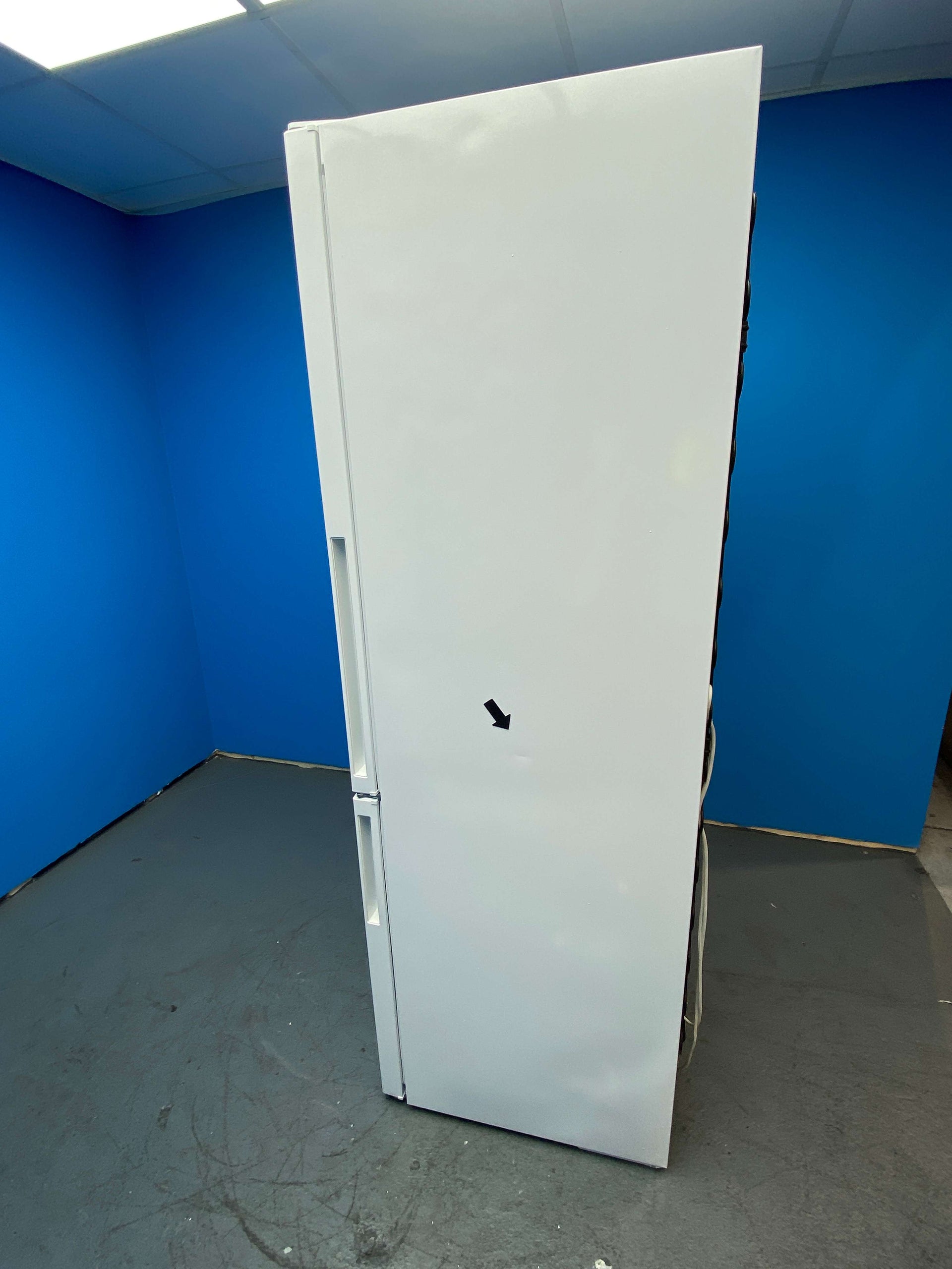Miele KD4172E 308L 60/40 Freestanding Fridge Freezer