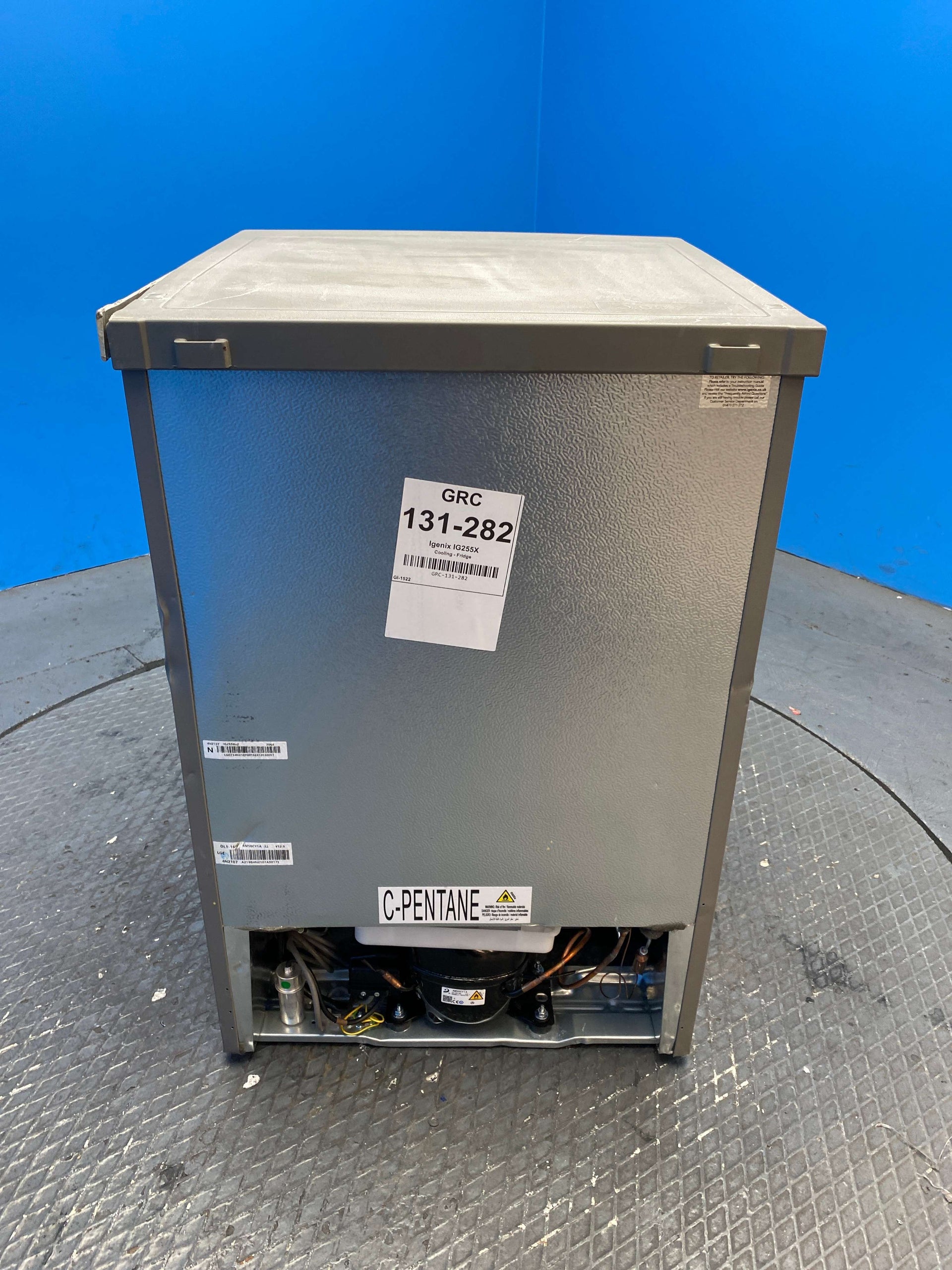Igenix IG255X 136 Litre Undercounter Fridge