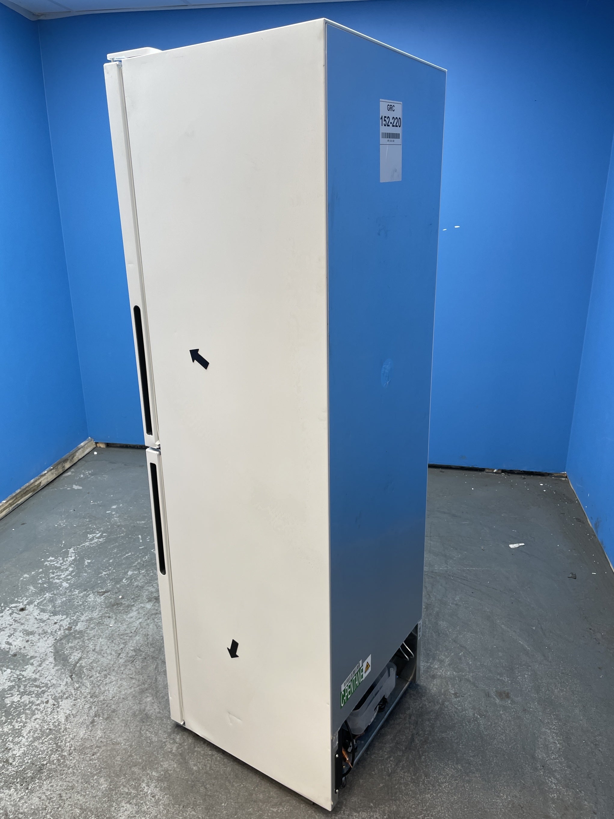 #GRC-152-220 - Candy CCT3L157EWK 252 Litre 50/50 Combi Fridge Freezer