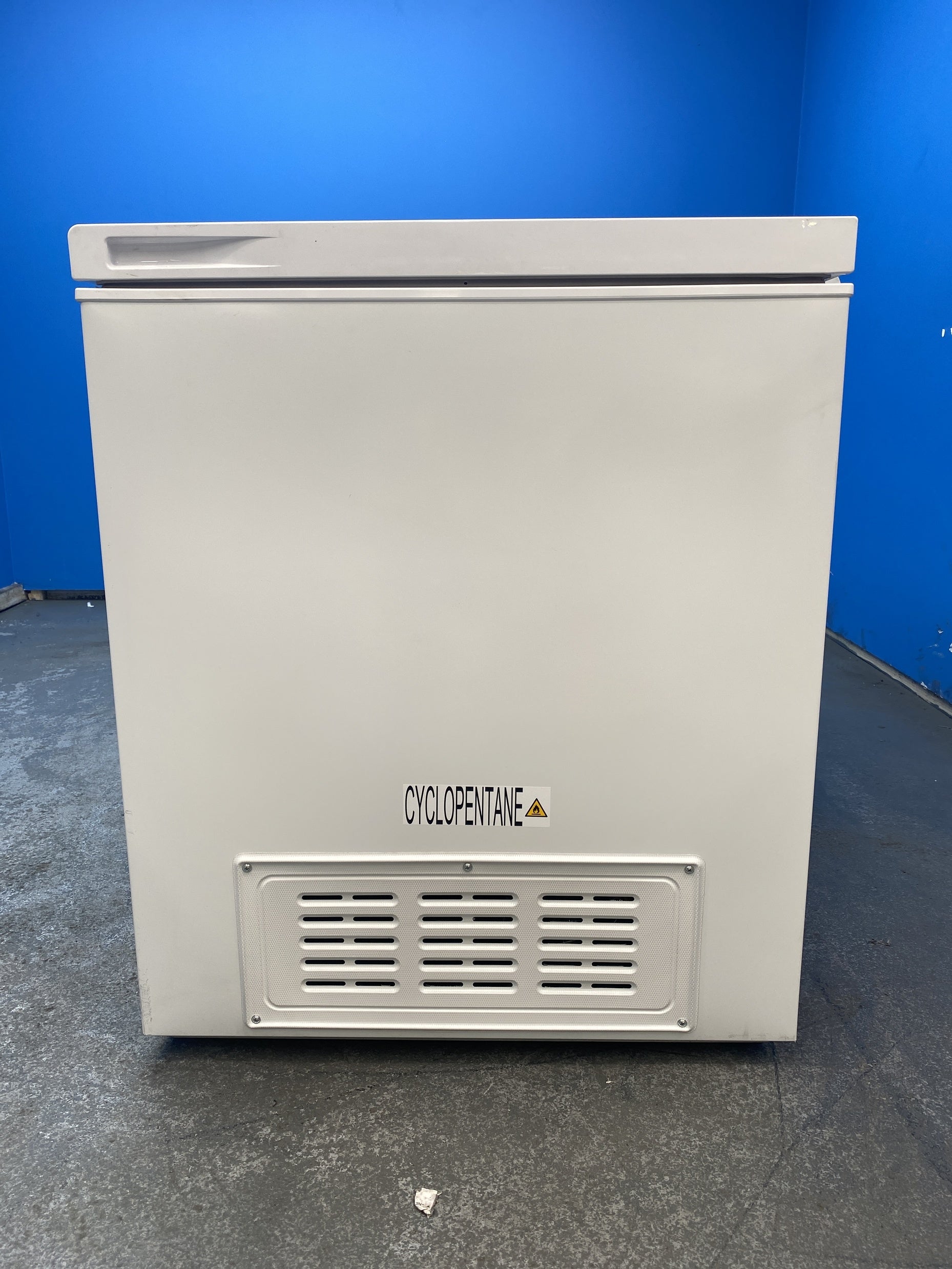 #GRC-157-623 - Hisense FC571D4AWLYE 372L Winter Guard Chest Freezer