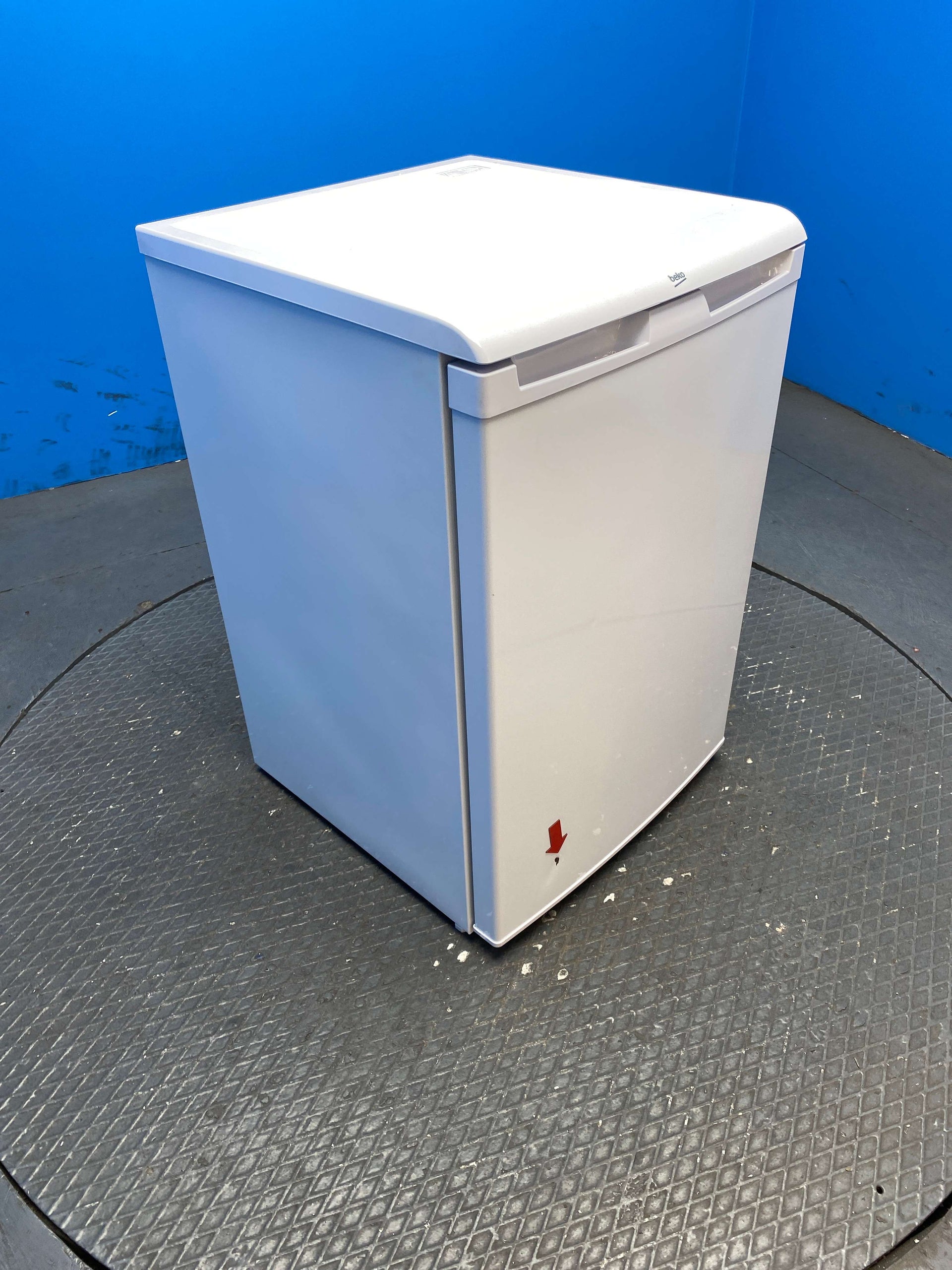 Beko L54135 128 Litre Undercounter Fridge