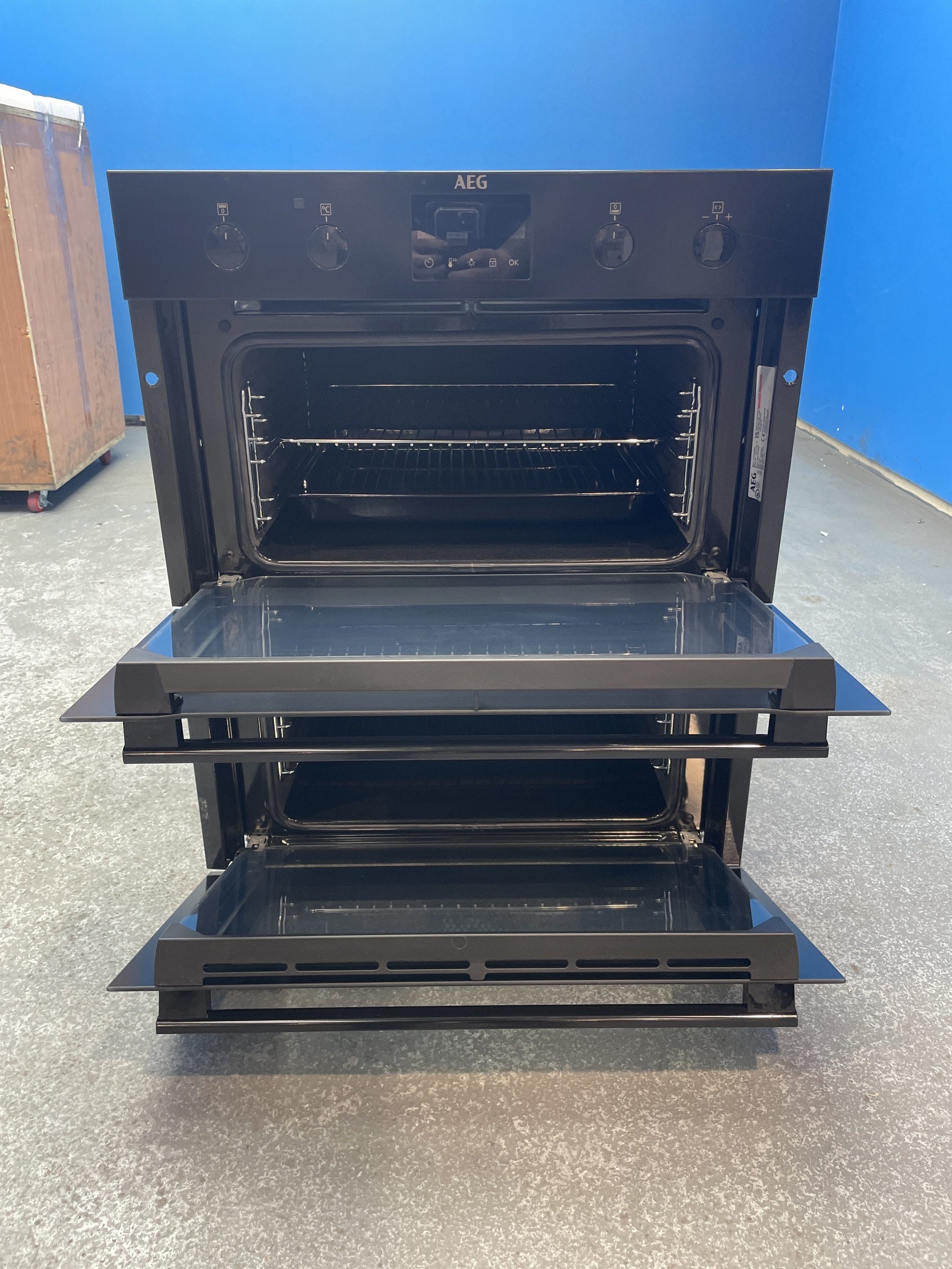 #GRC-154-108 - AEG DUB535060B 6000 Series Built-Under Electric Double Oven