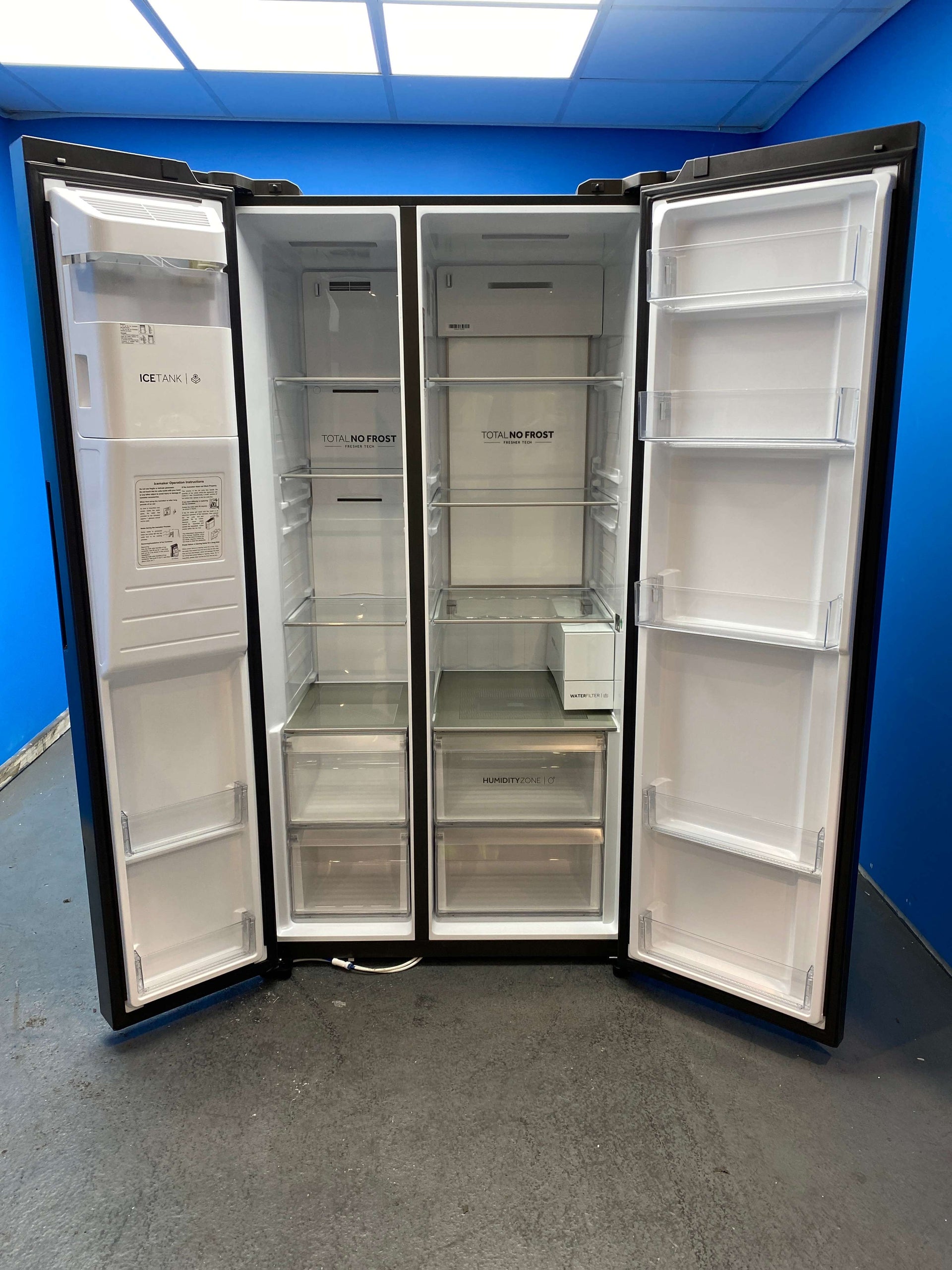Haier HSW79F18DIPT 601L American Fridge Freezer with Ice & Water