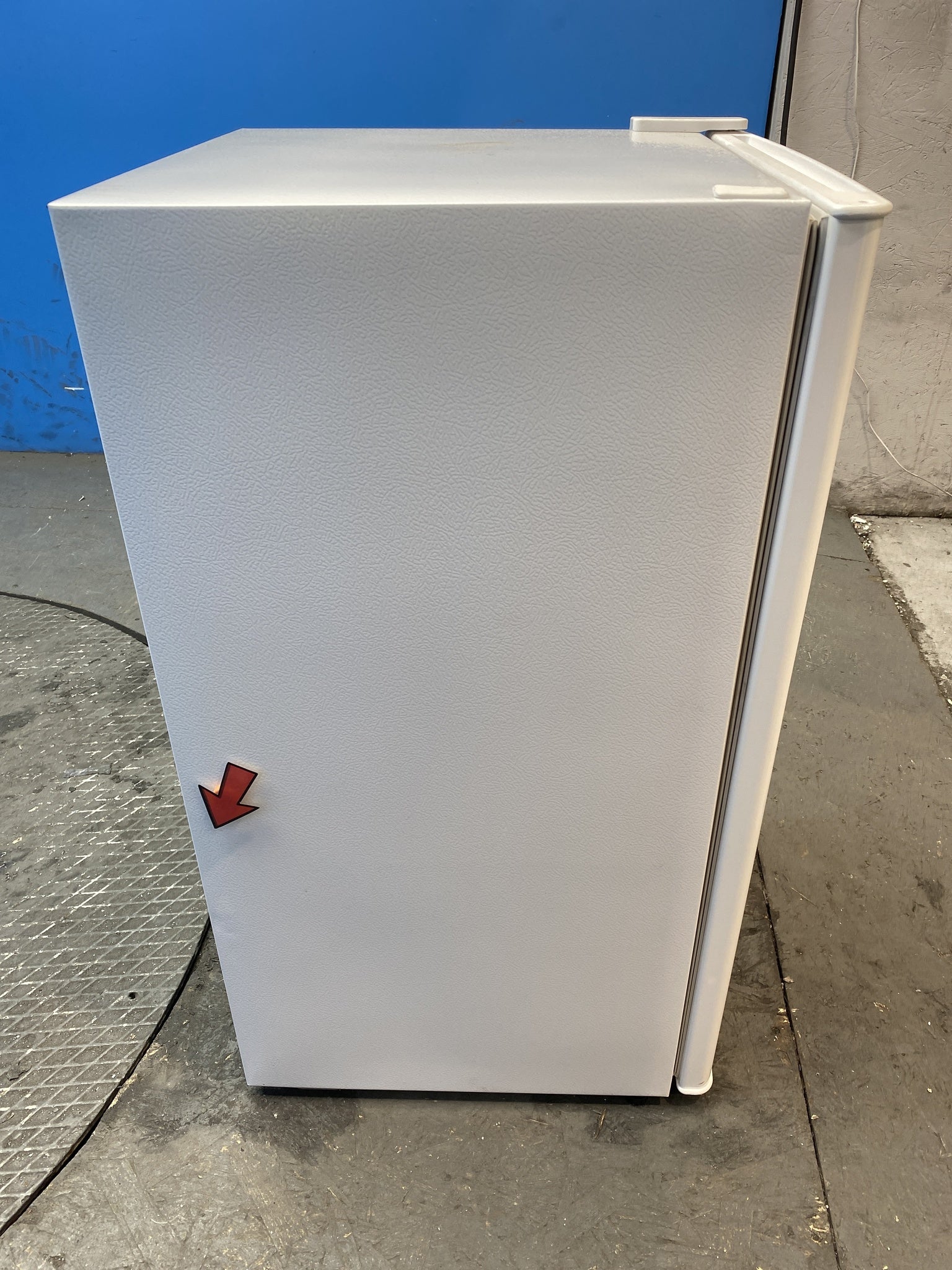 #GRC-150-378 - Hoover HD1D90EWC 90 Litre Undercounter Larder Fridge
