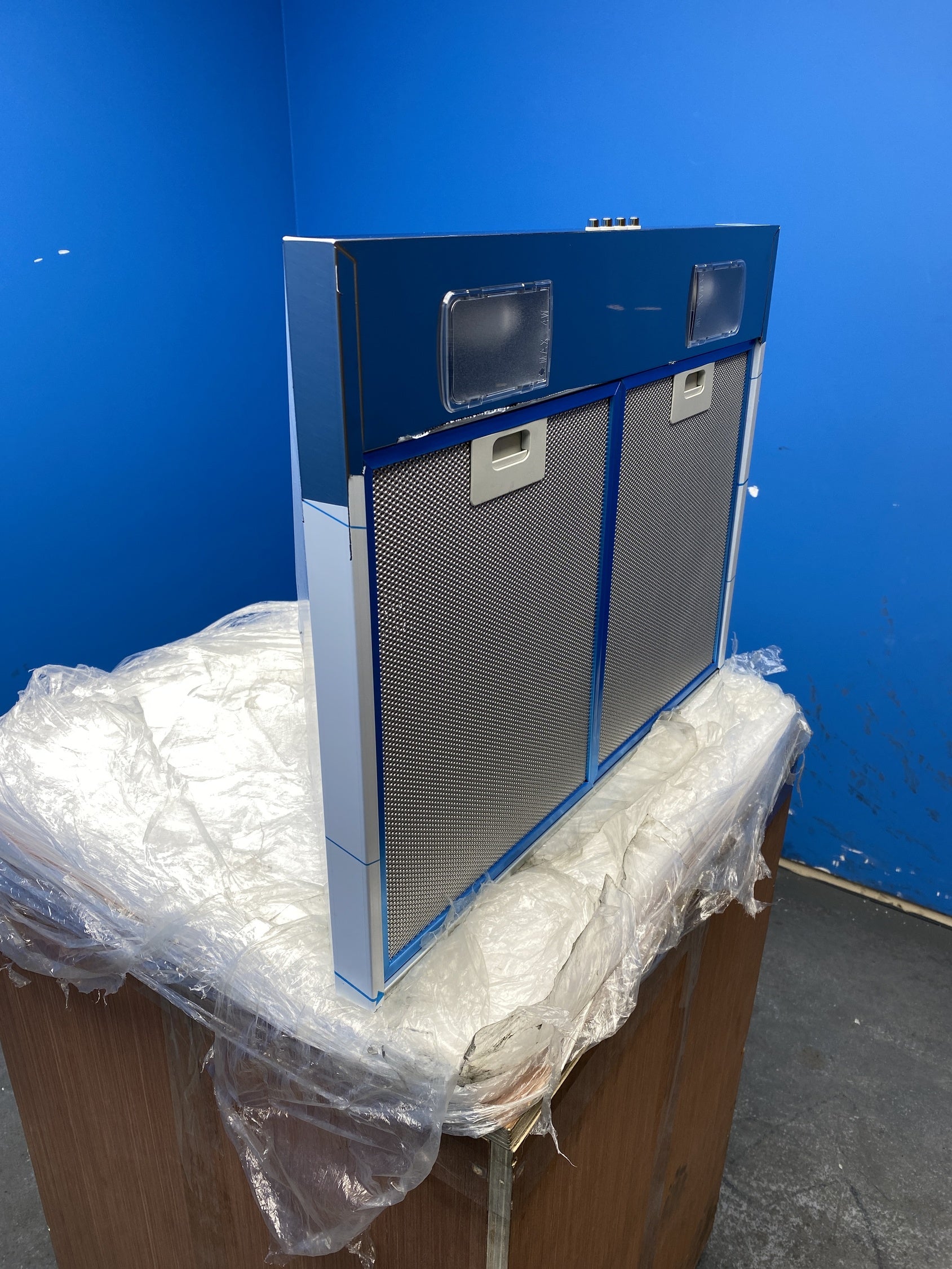 #GRC-150-214 - AEG LFC316X 60cm Stainless Steel Pyramid Chimney Hood