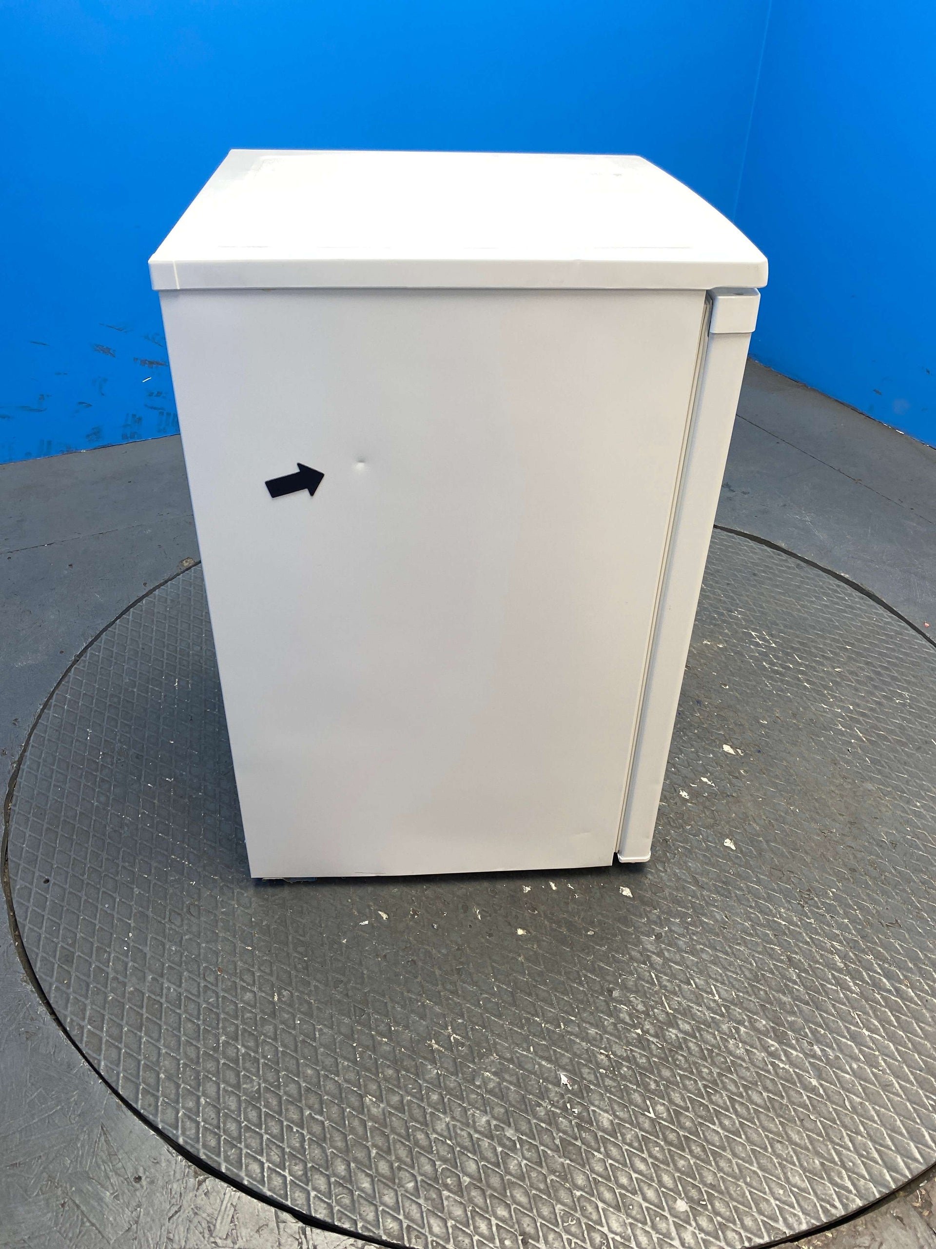 Igenix IG255W 136 Litre Under Counter Fridge
