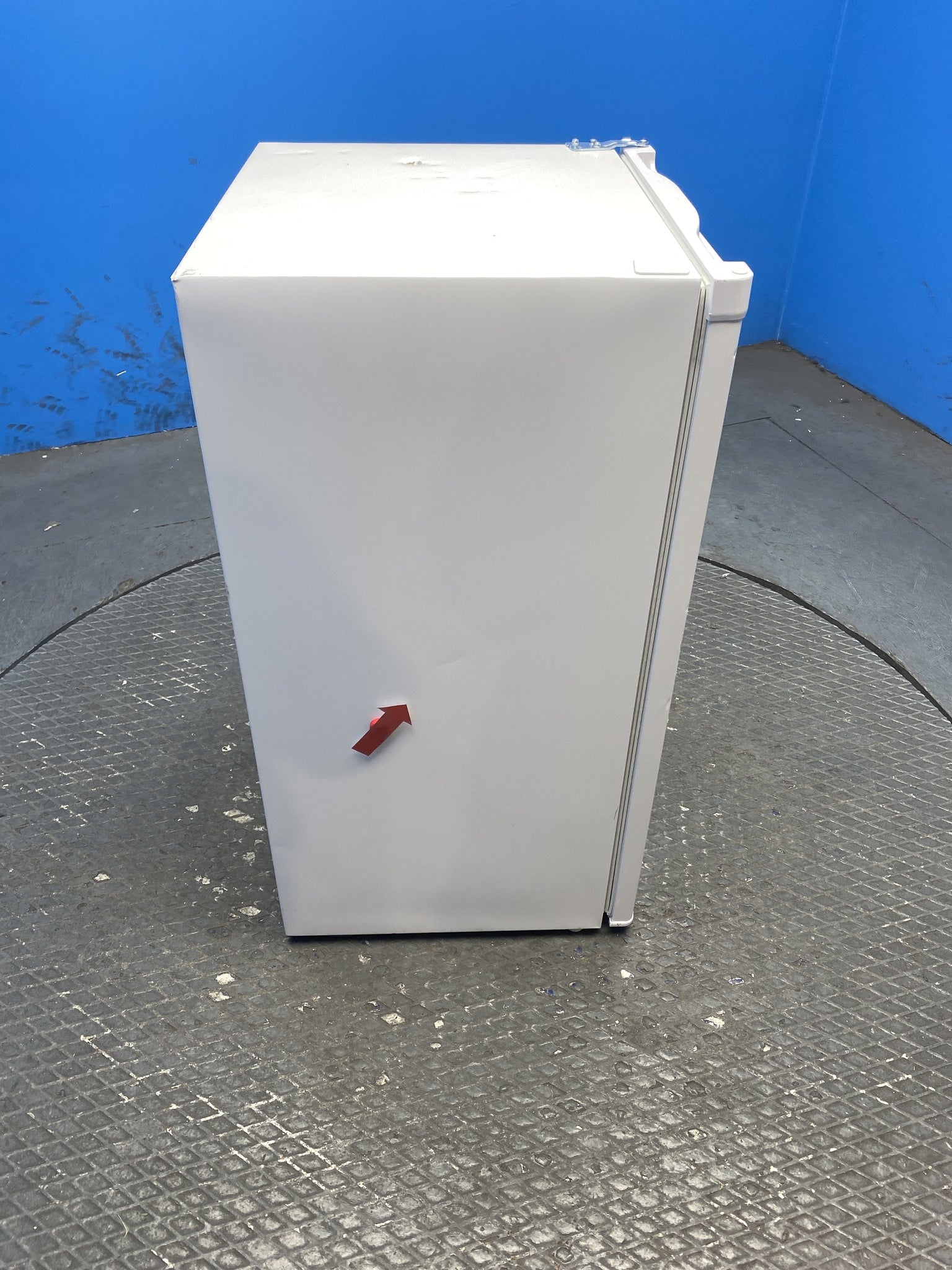 HYE RF01UCFR60W01 60L Under Counter Freezer