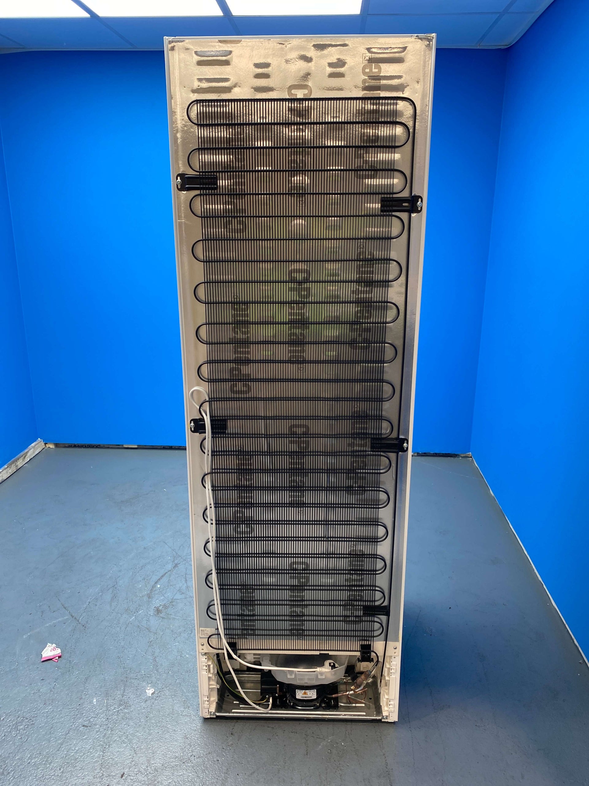 Miele KD4172E 308L 60/40 Freestanding Fridge Freezer
