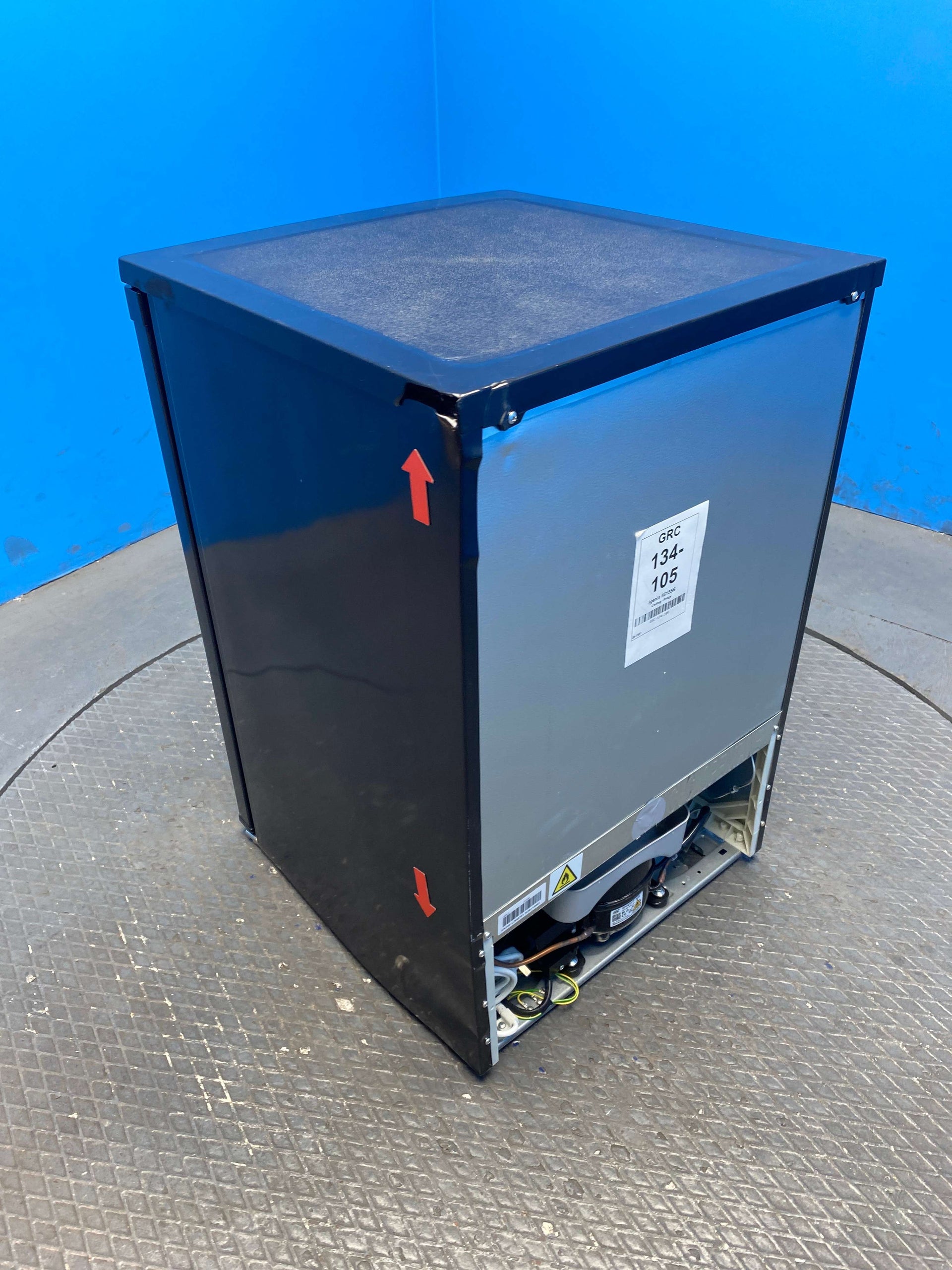 Igenix IG155B 109 Litre Under Counter Fridge with Ice Box