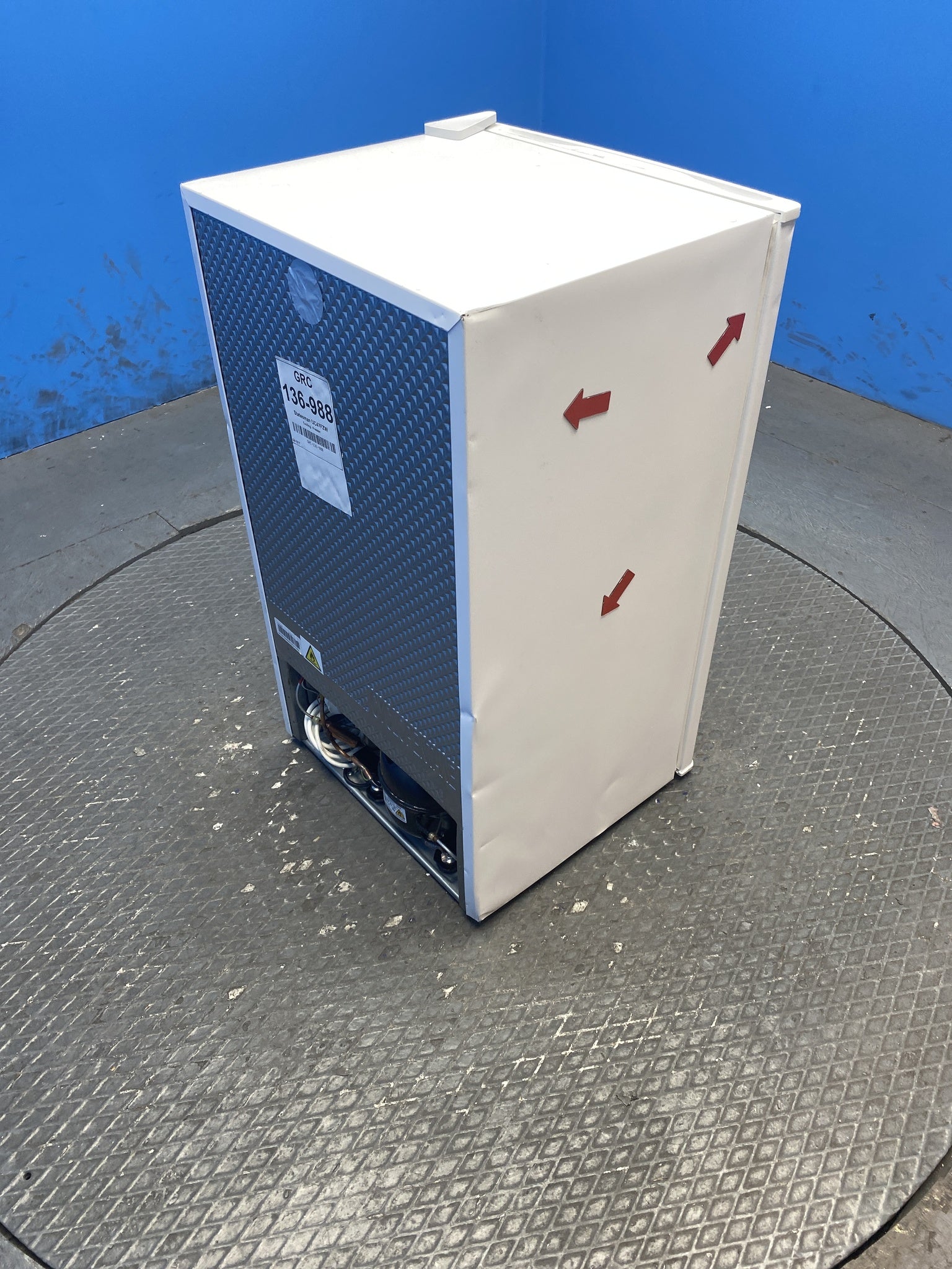 Statesman UC47FZW 47cm 60L Under Counter Freezer