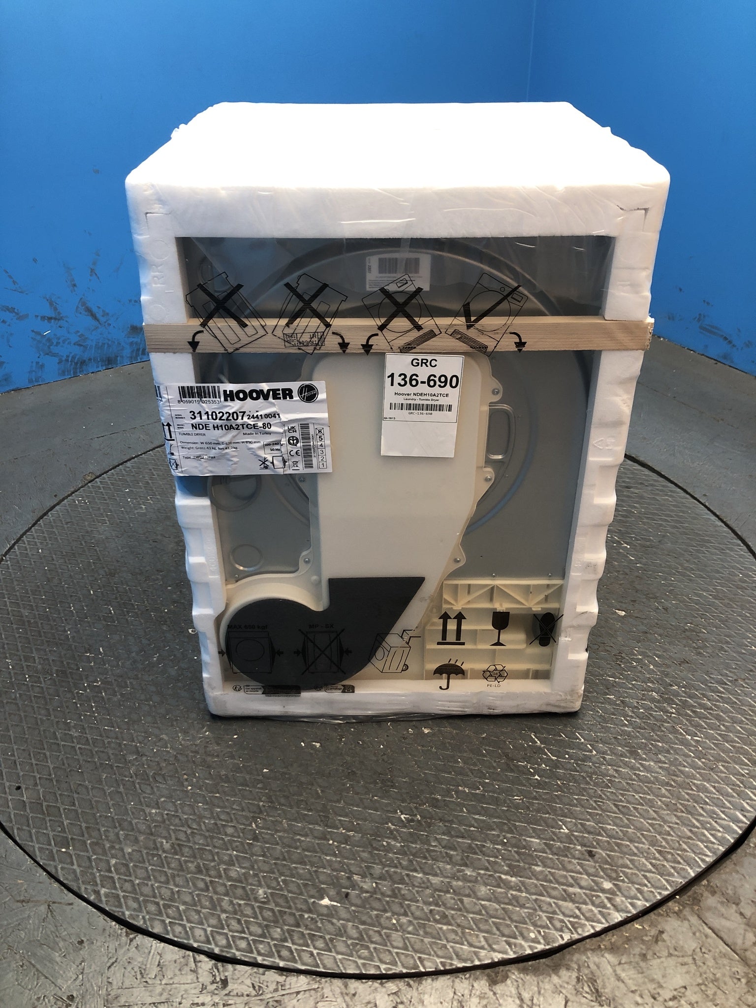 Hoover NDEH10A2TCE 10kg Heat Pump Tumble Dryer