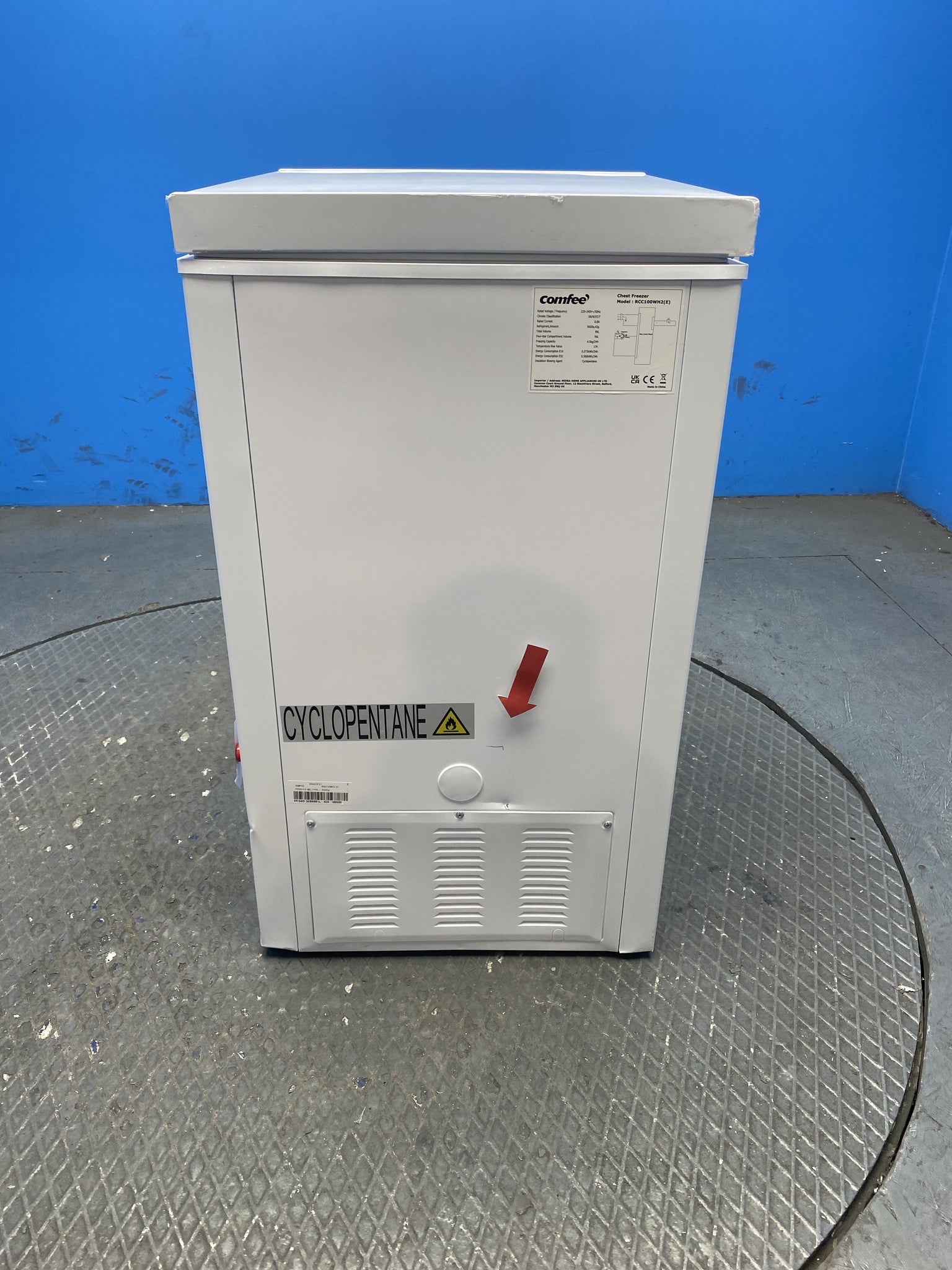 COMFEE' RCC100WH2E 99L Chest Freezer with Digital Control