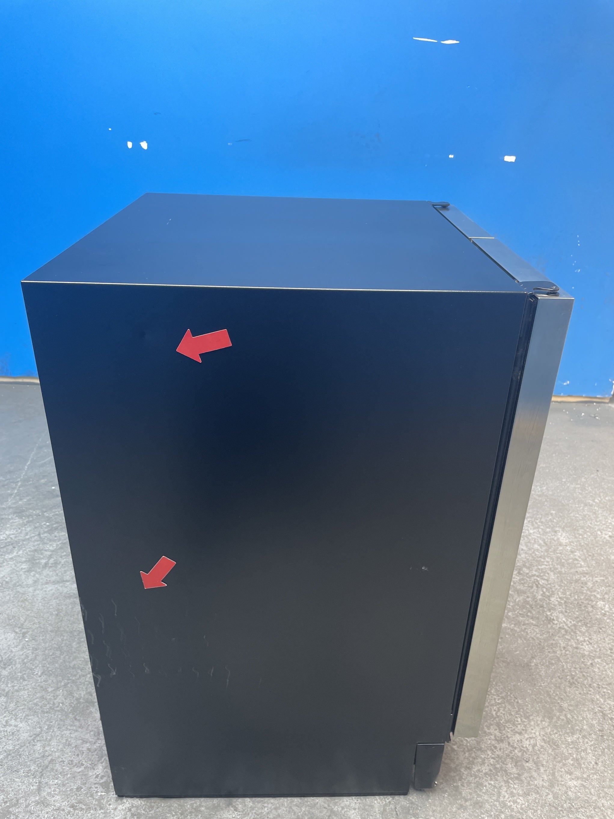 #GRC-162-609 - Hoover HWCB60DUK/N 38 Bottle Freestanding Wine Cooler