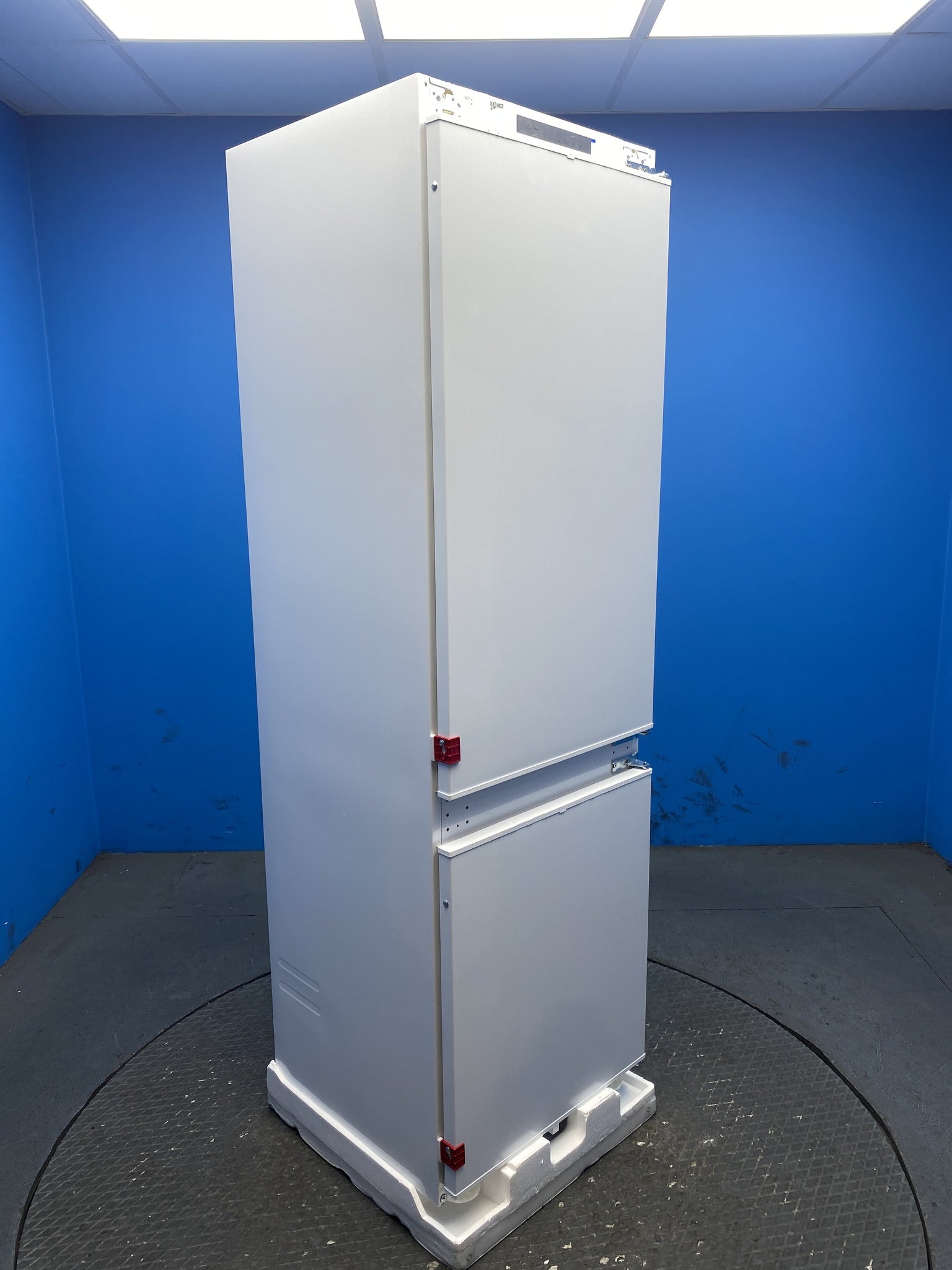 Hoover HONBQL3518EVK Integrated 268 Litre Low Frost Fridge Freezer