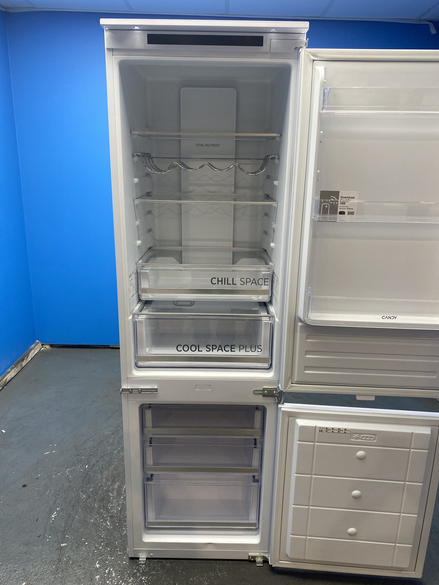 Candy CBBMT18EK Integrated 244 Litre Smart Fridge Freezer