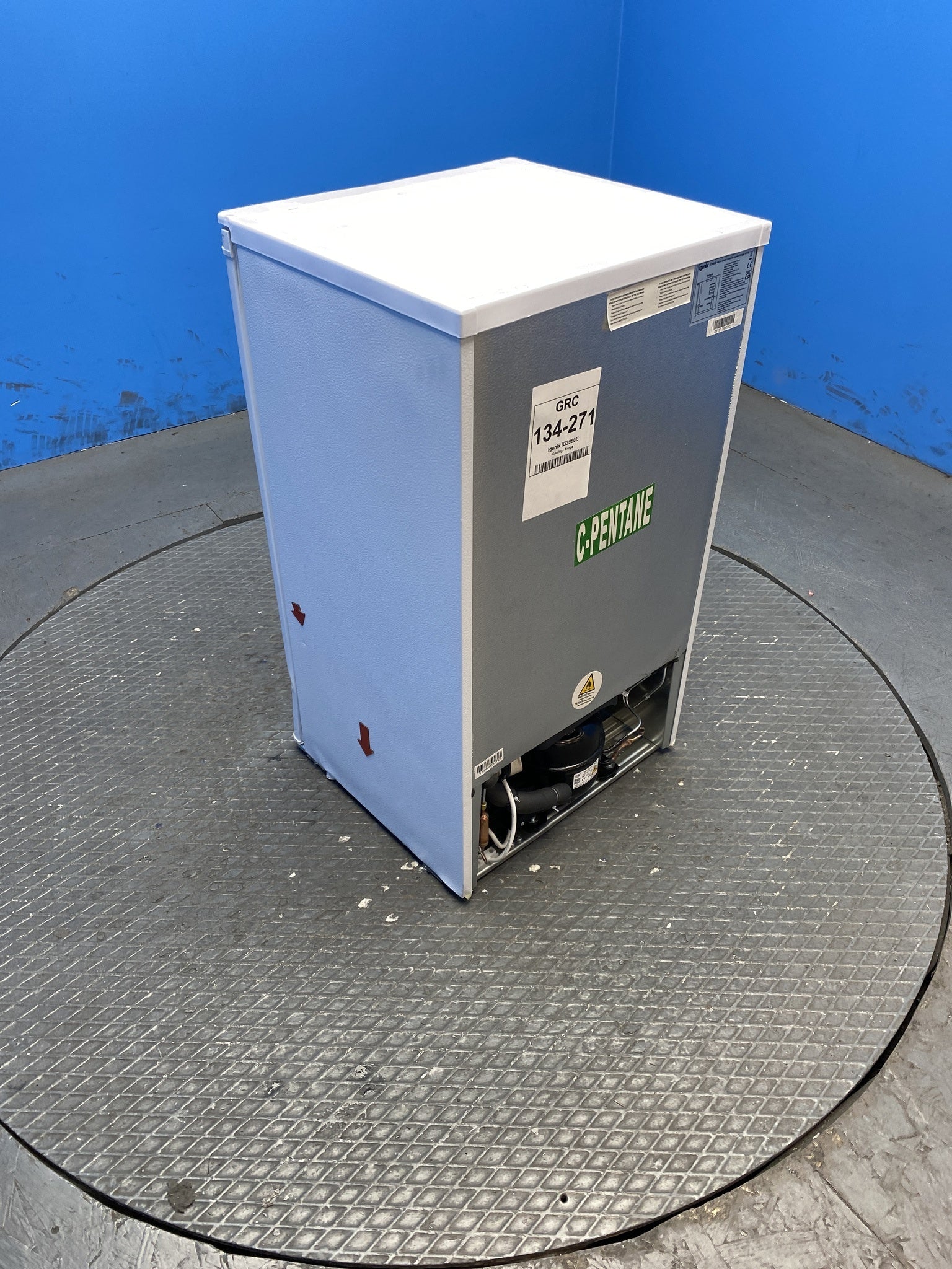 Igenix IG3960E 92 Litre Under Counter Larder Fridge
