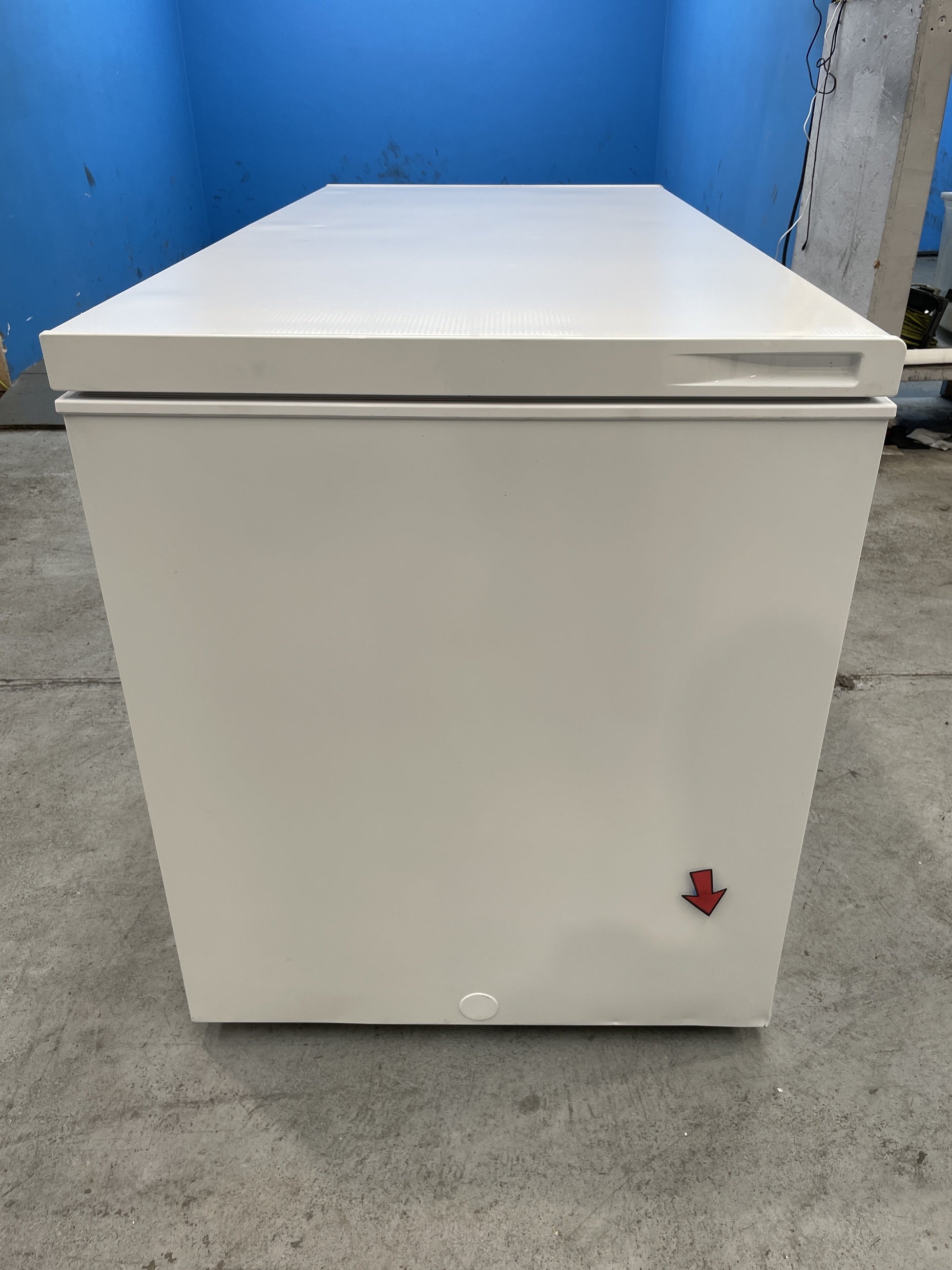 #GRC-143-403 - Hisense FC571D4AWLYE 372L Winter Guard Chest Freezer
